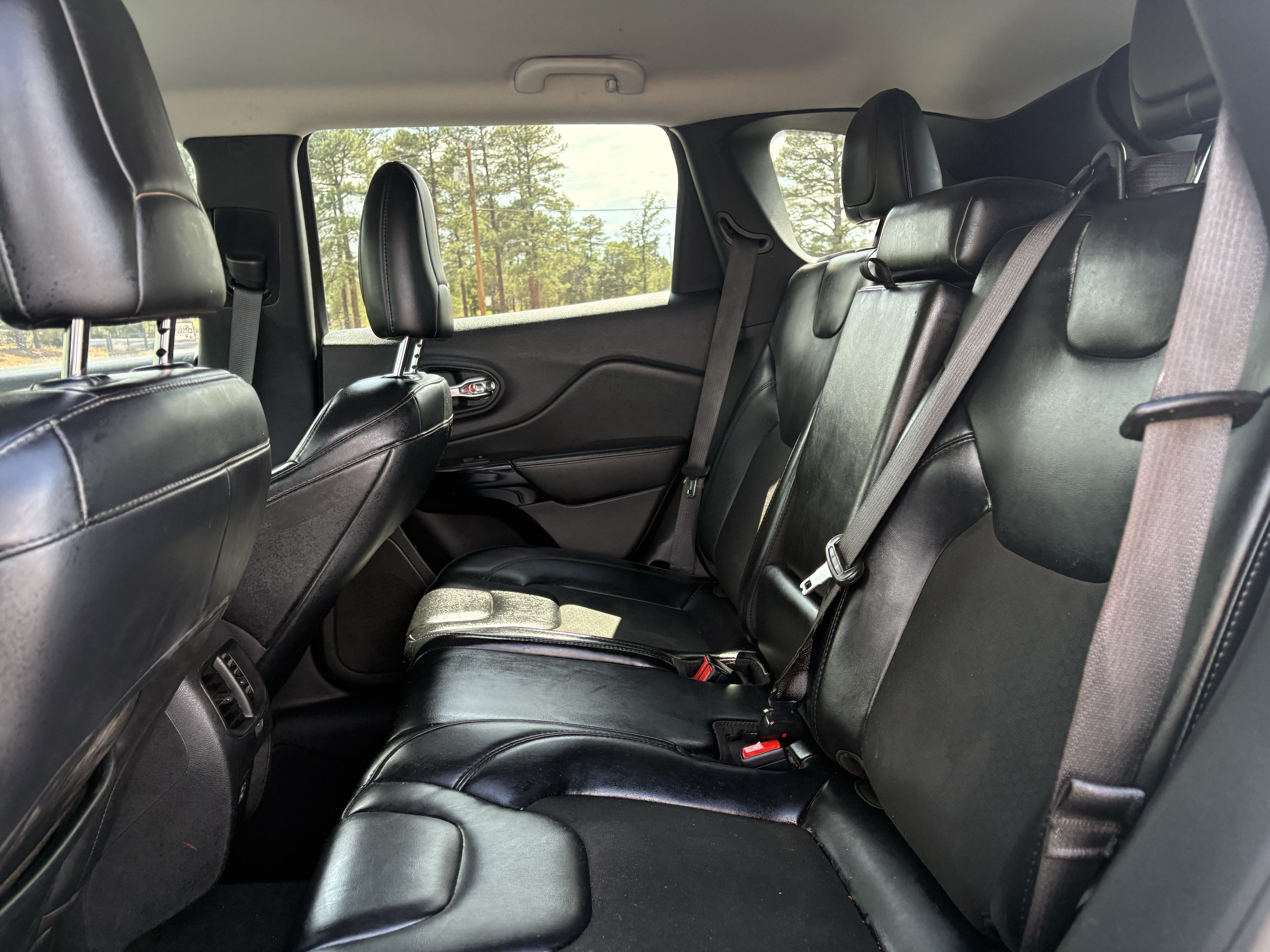 2021 Jeep Cherokee Altitude