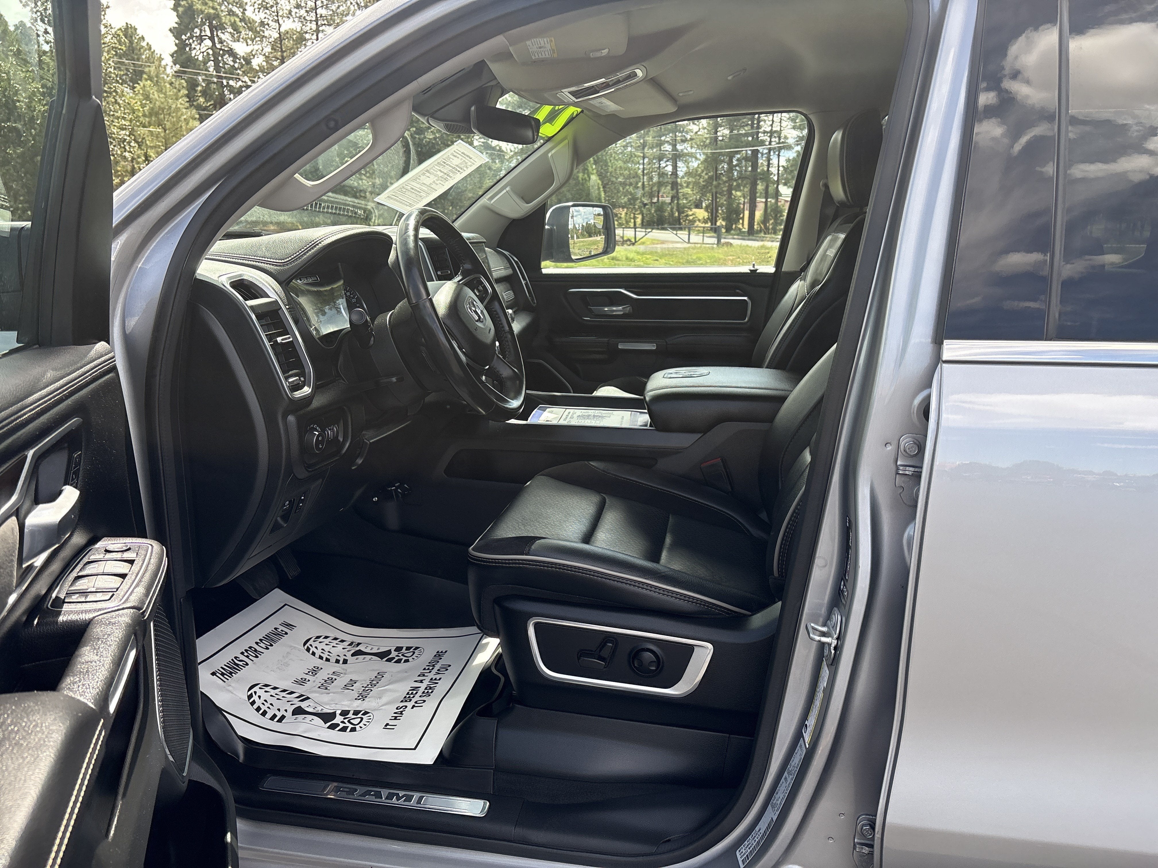 2022 RAM 1500 Laramie