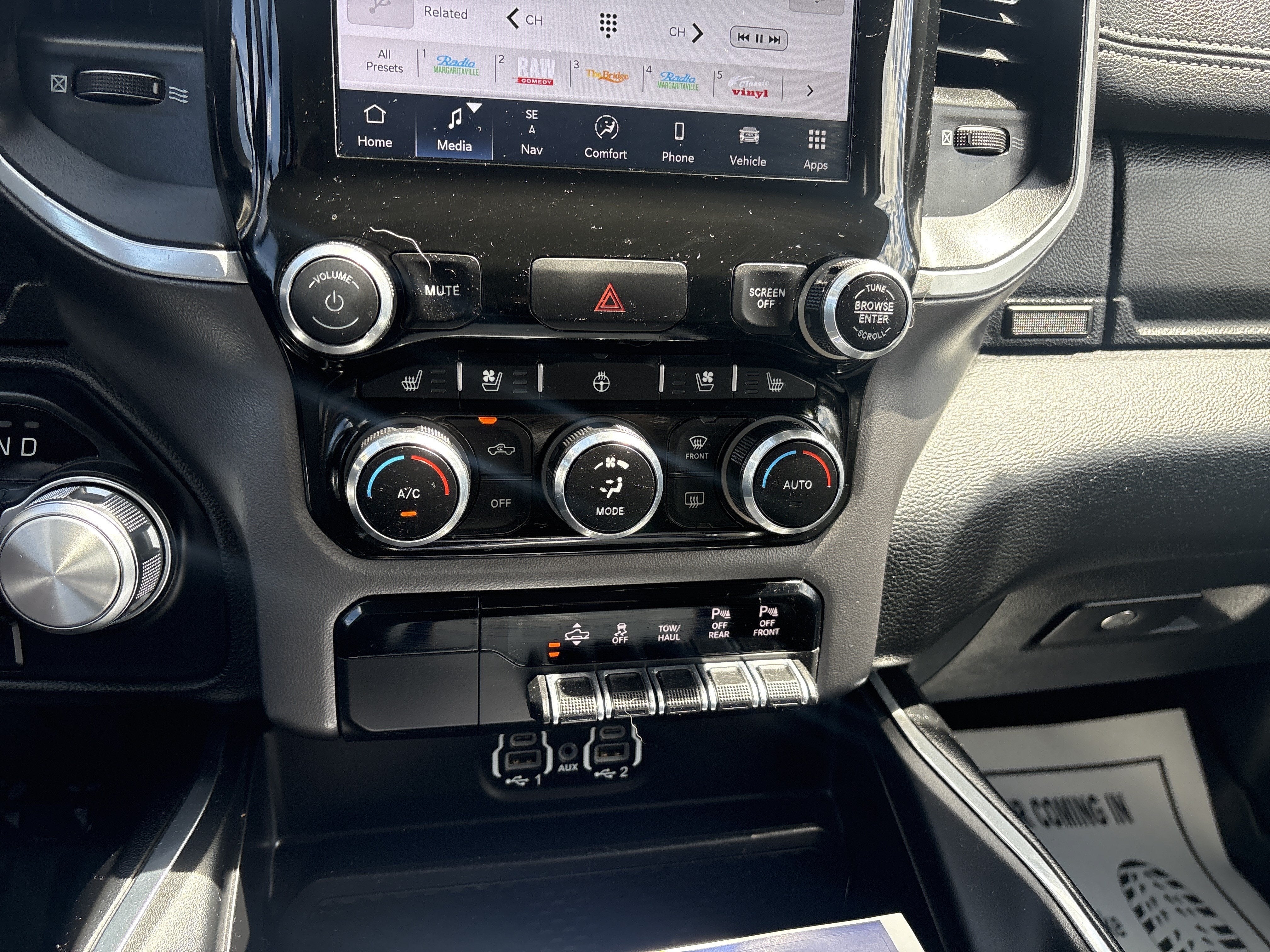 2022 RAM 1500 Laramie