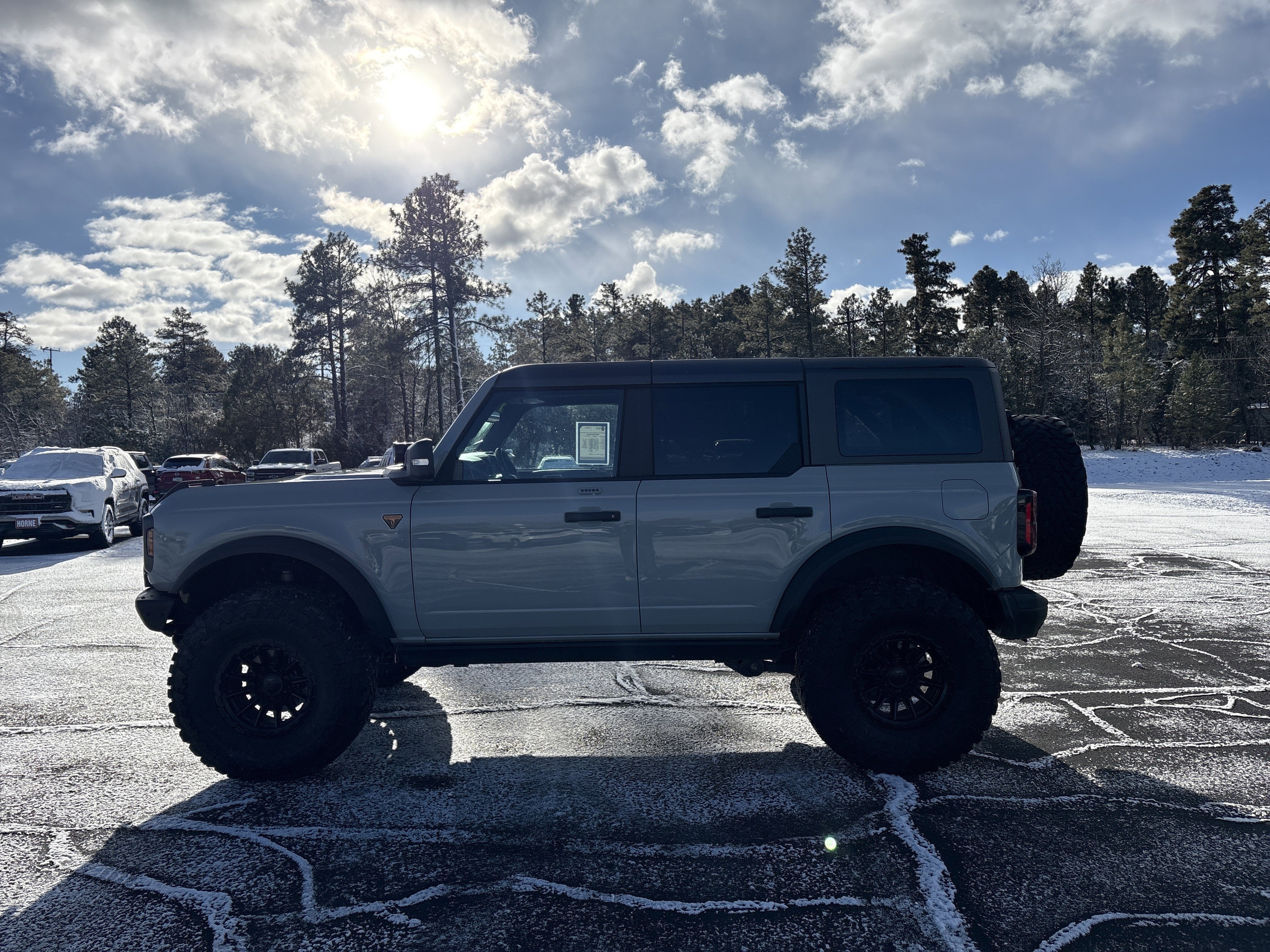2023 Ford Bronco Base