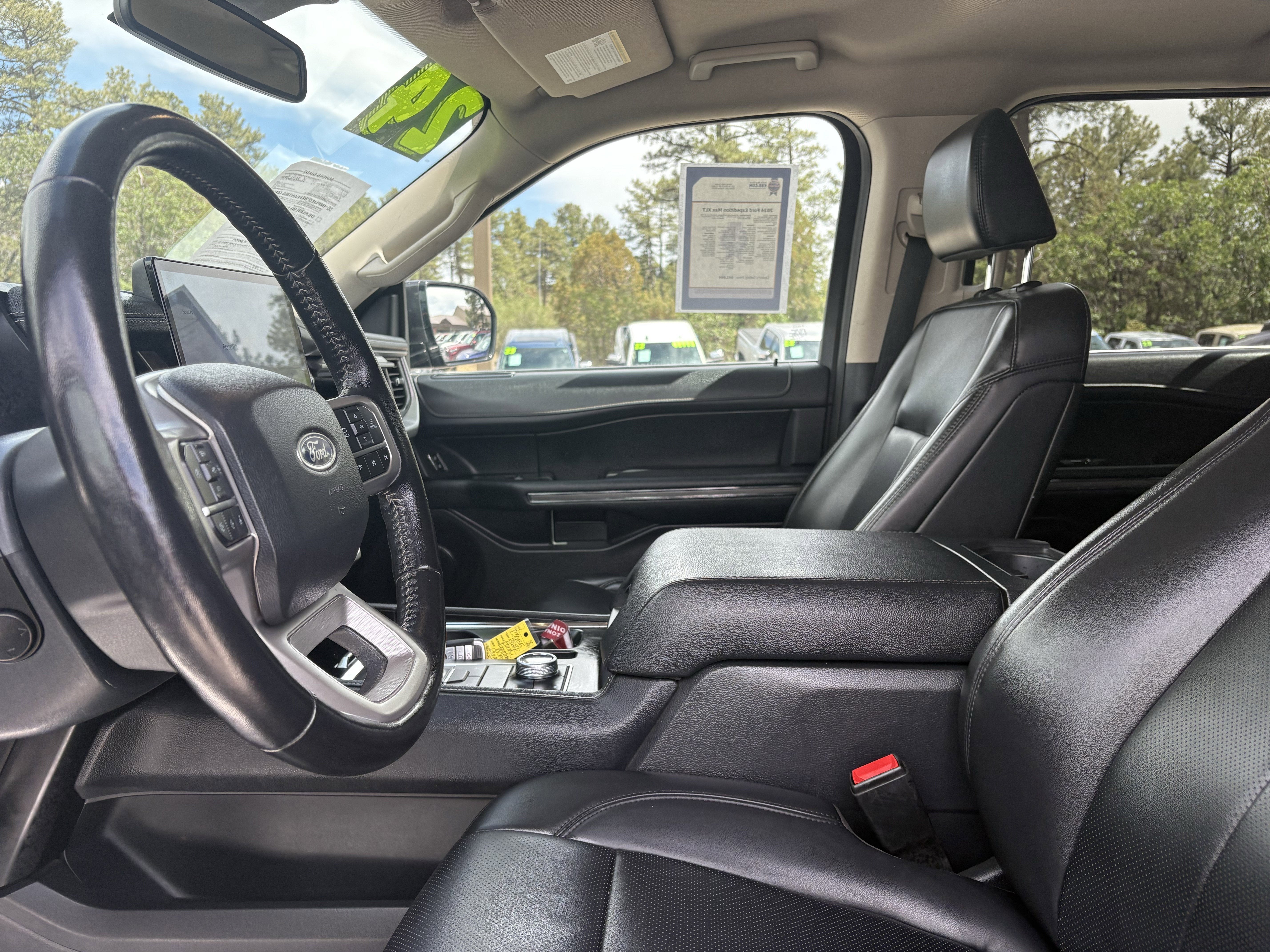 2024 Ford Expedition Max XLT