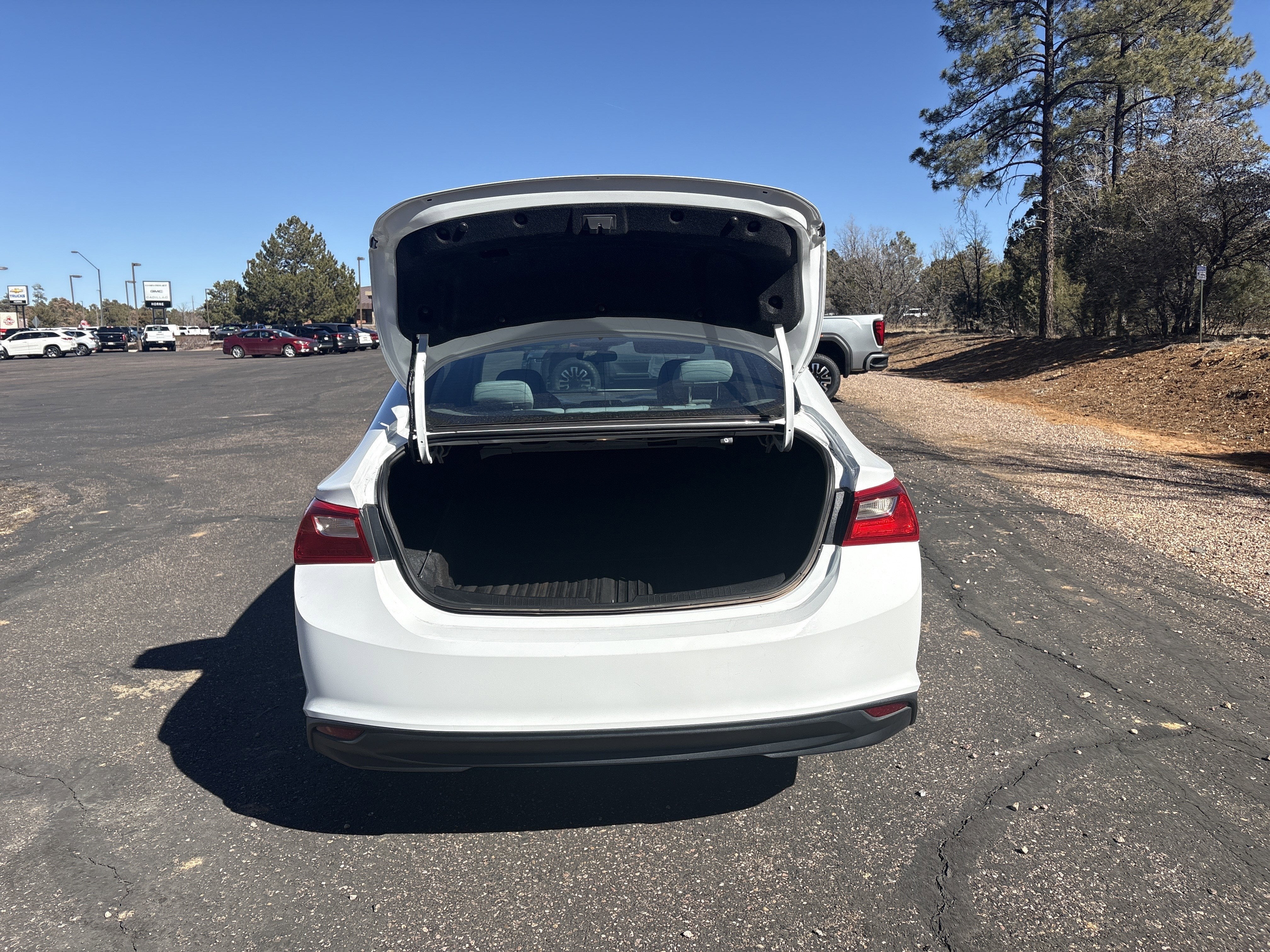 2021 Chevrolet Malibu LS