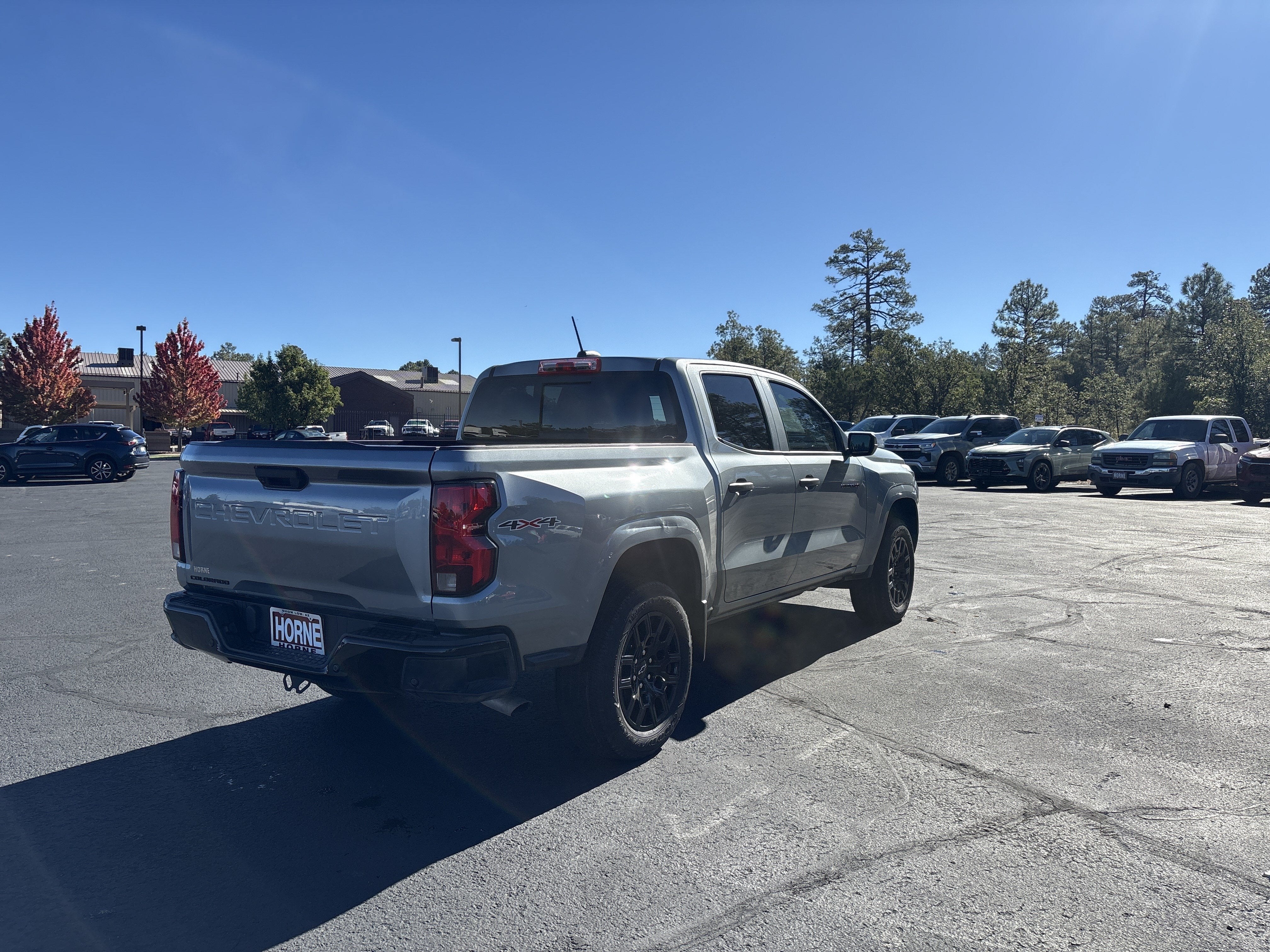 2025 Chevrolet Colorado WT/LT