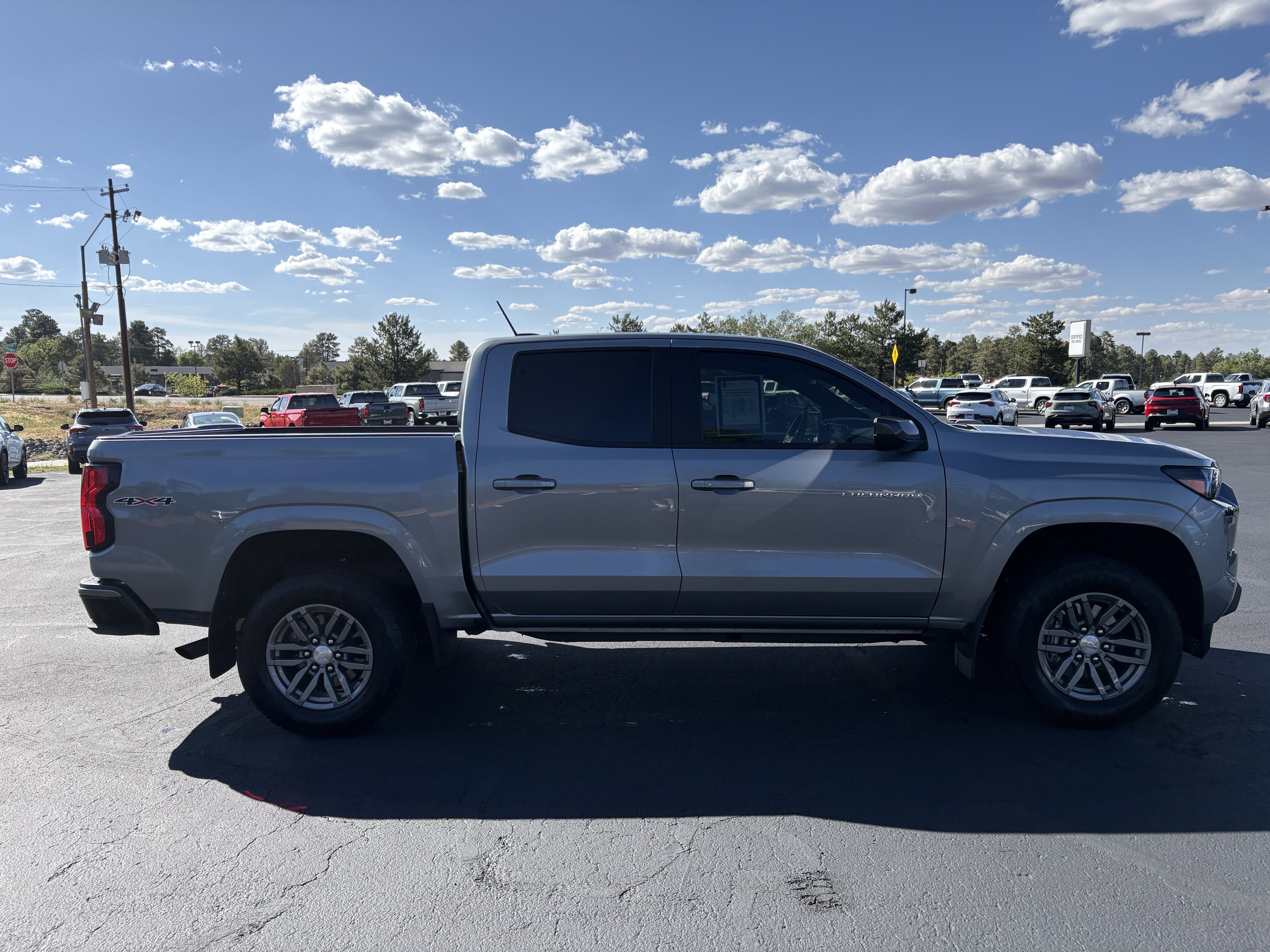 2024 Chevrolet Colorado LT