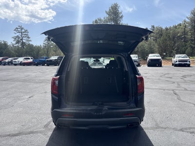 2021 GMC Acadia AT4