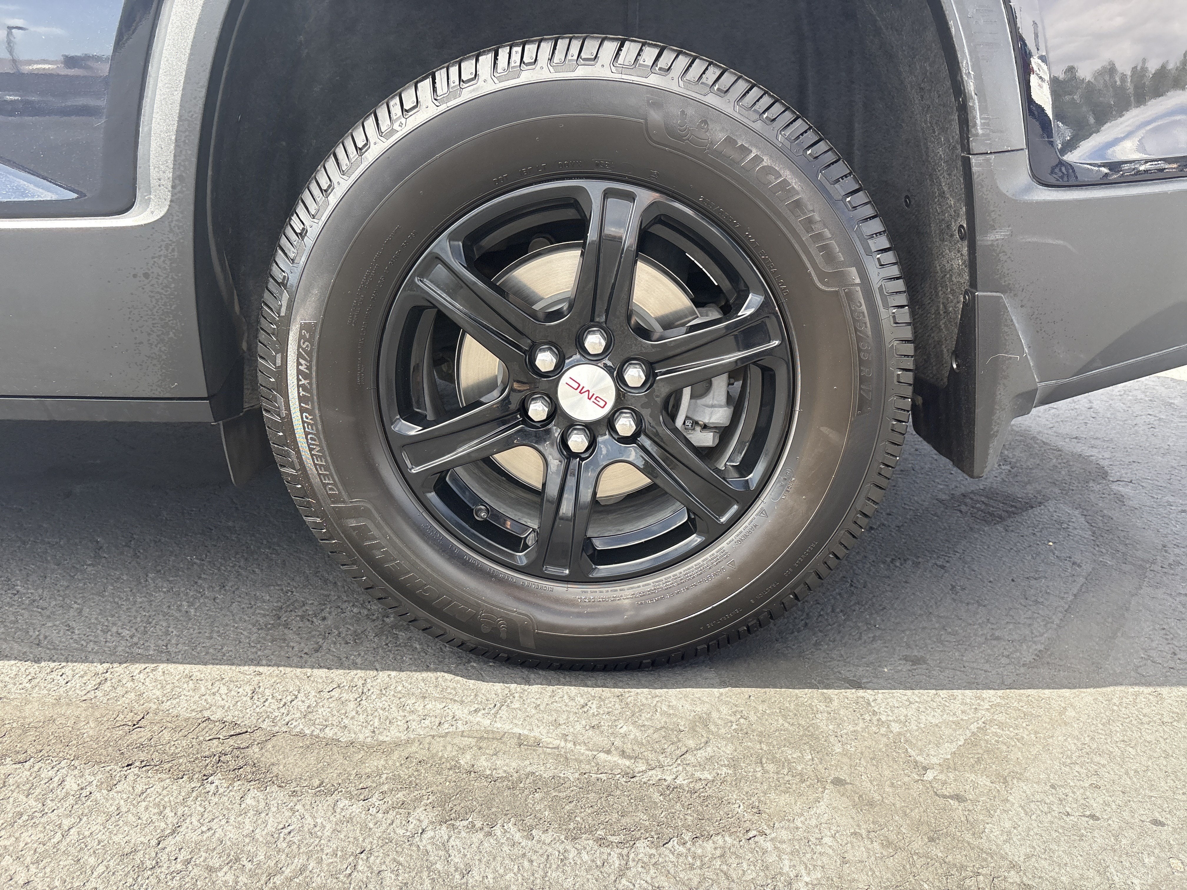 2021 GMC Acadia AT4