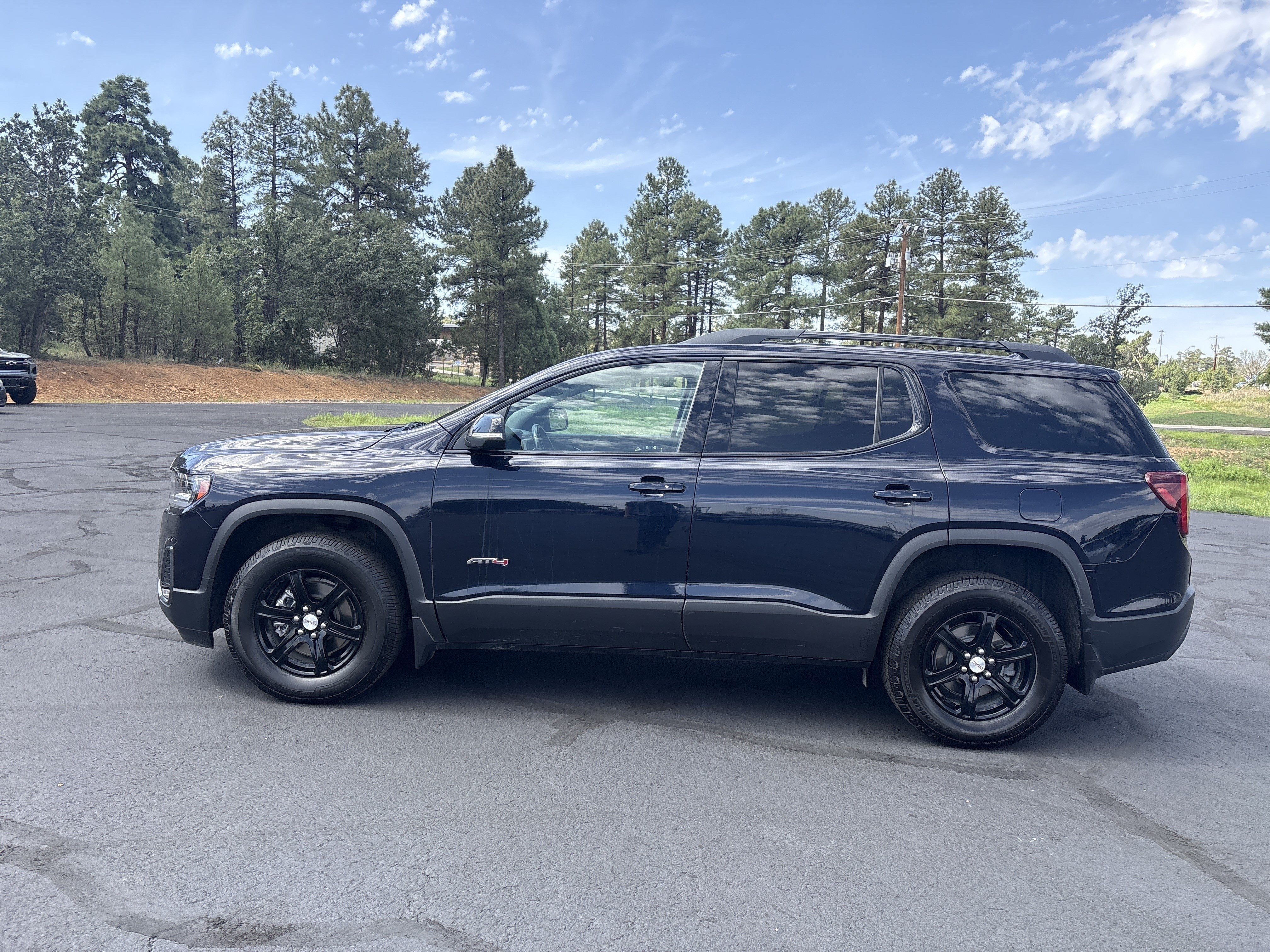 2021 GMC Acadia AT4