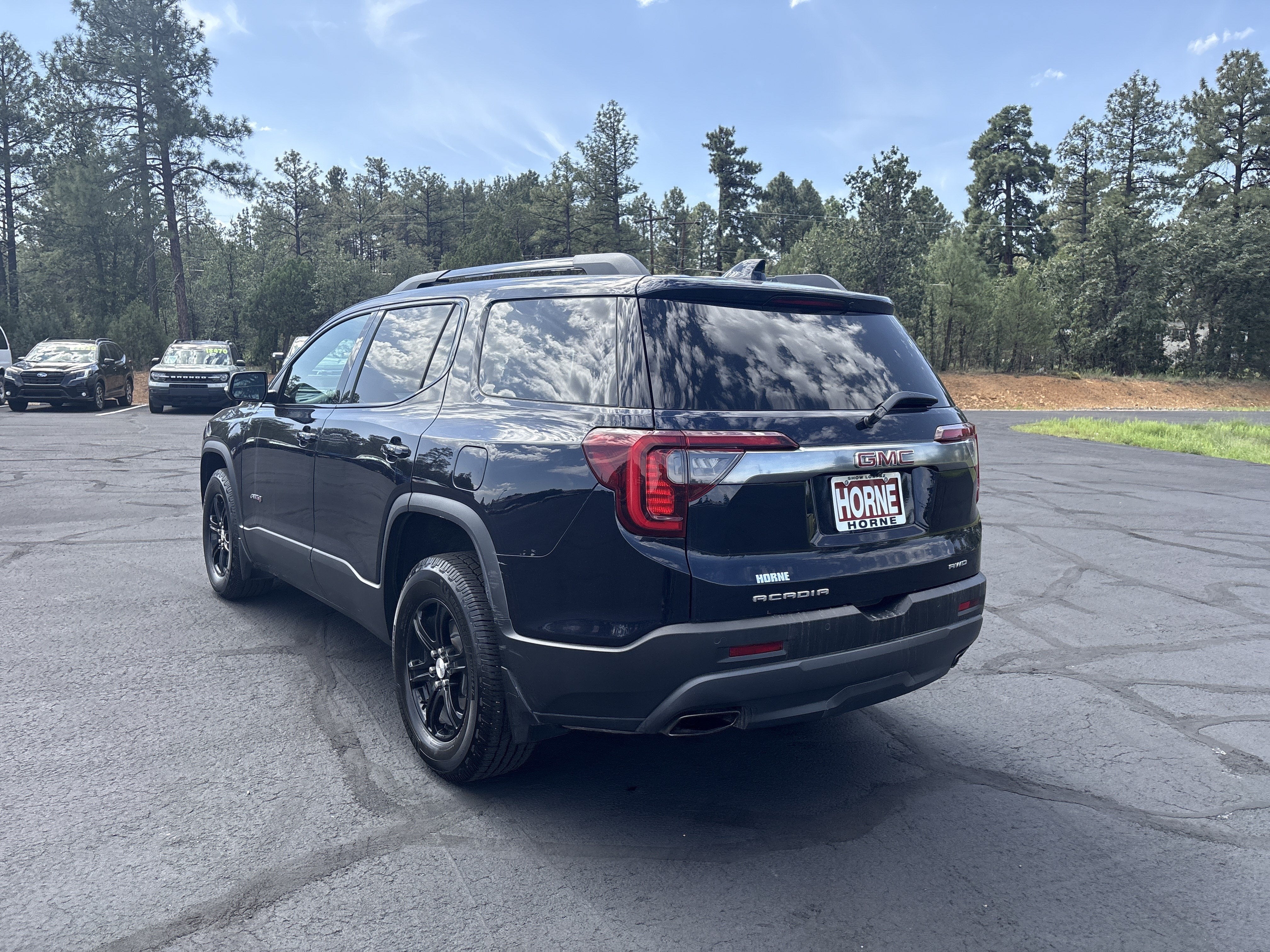 2021 GMC Acadia AT4