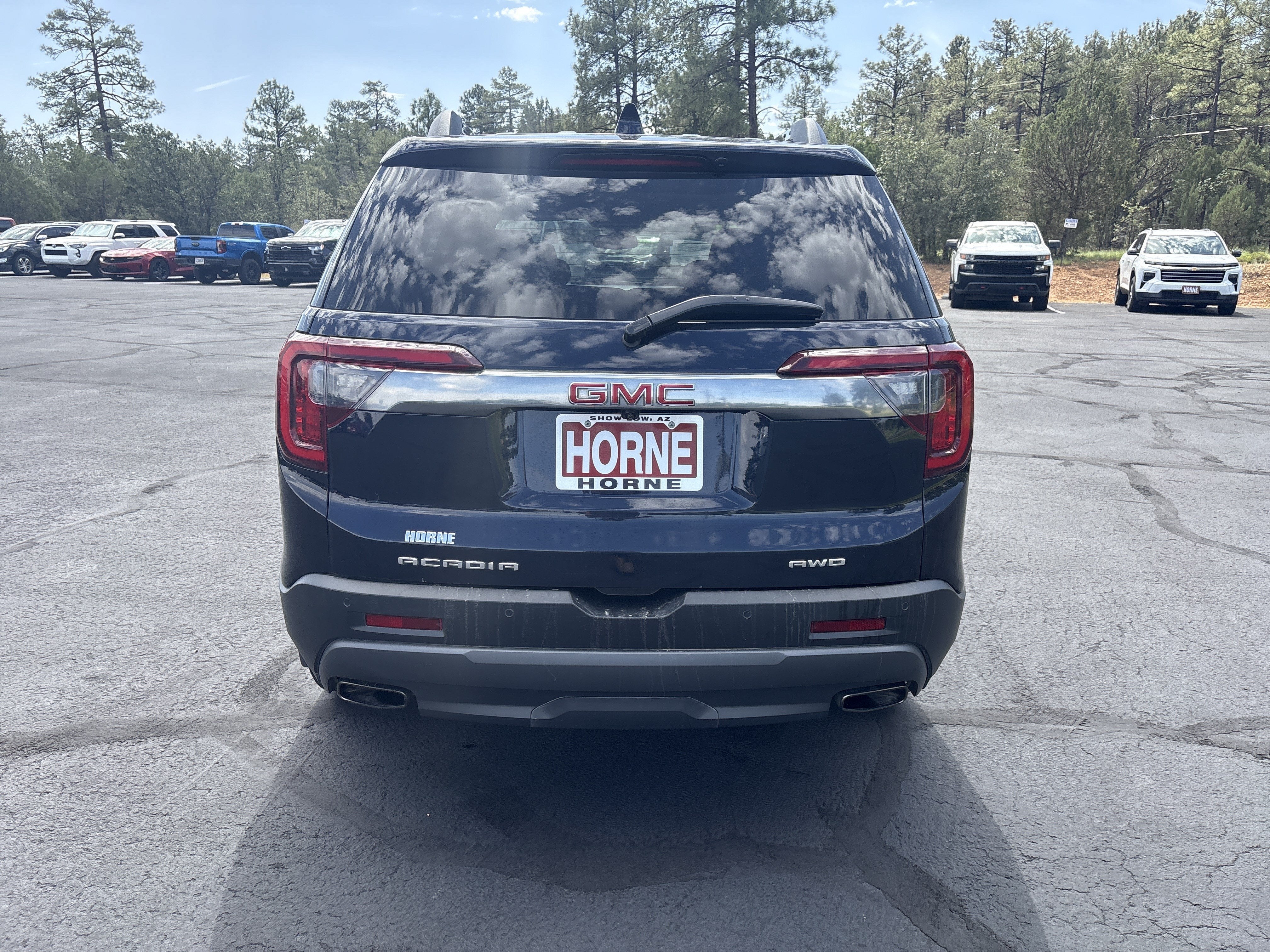 2021 GMC Acadia AT4