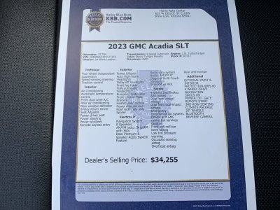 2023 GMC Acadia SLT