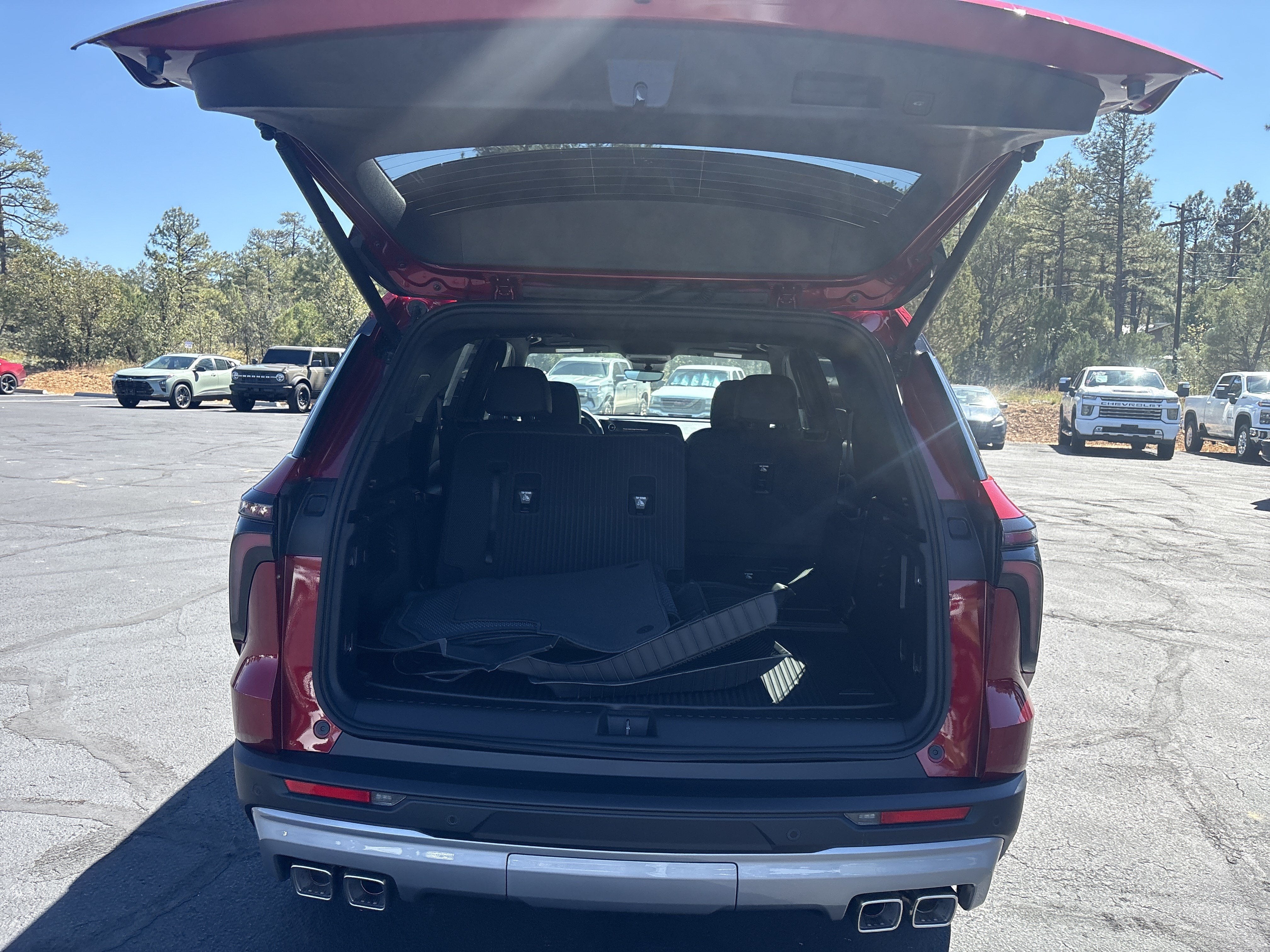 2027 Chevrolet Traverse LT