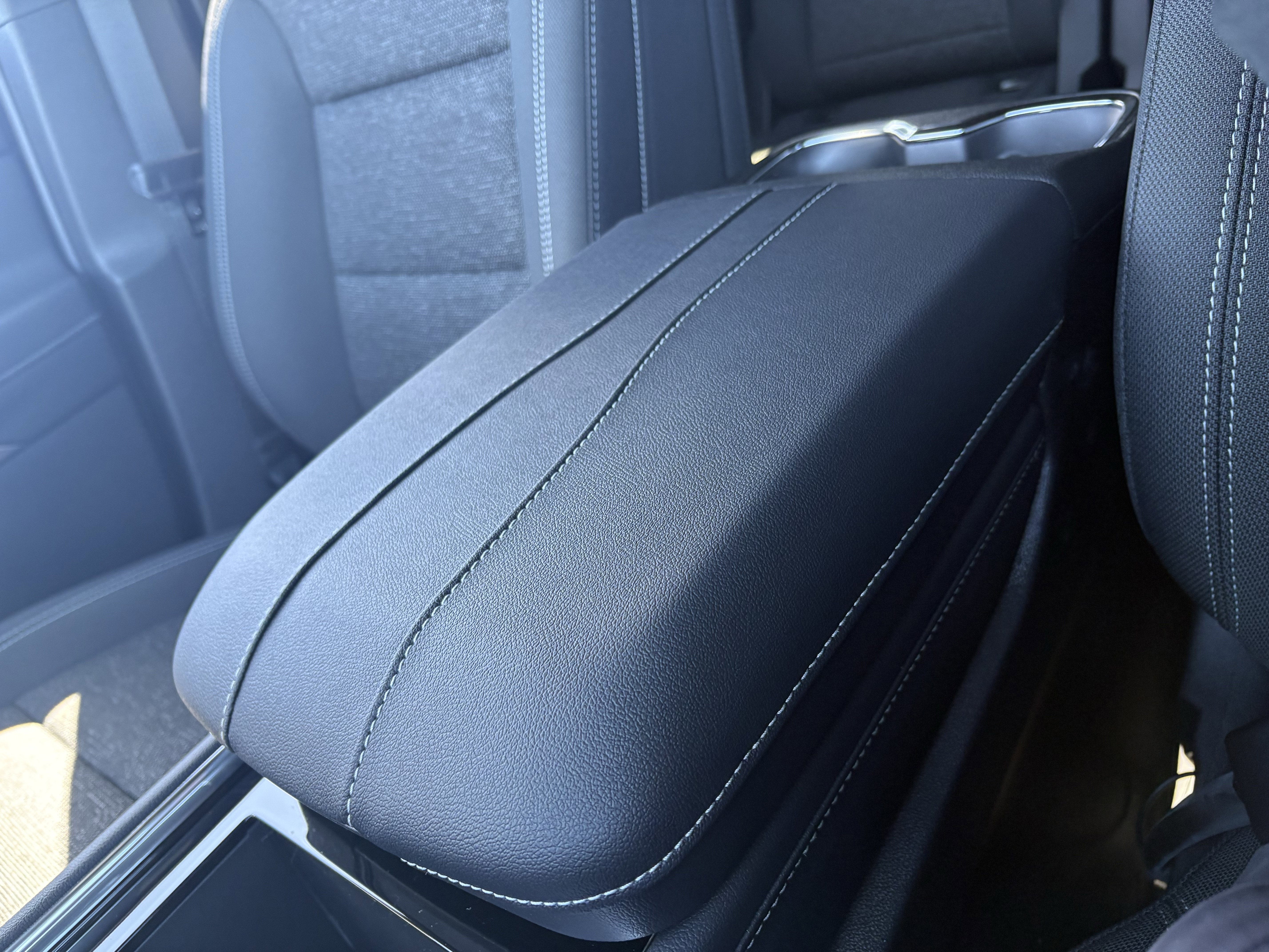 2026 Chevrolet Traverse LT - Photo 26