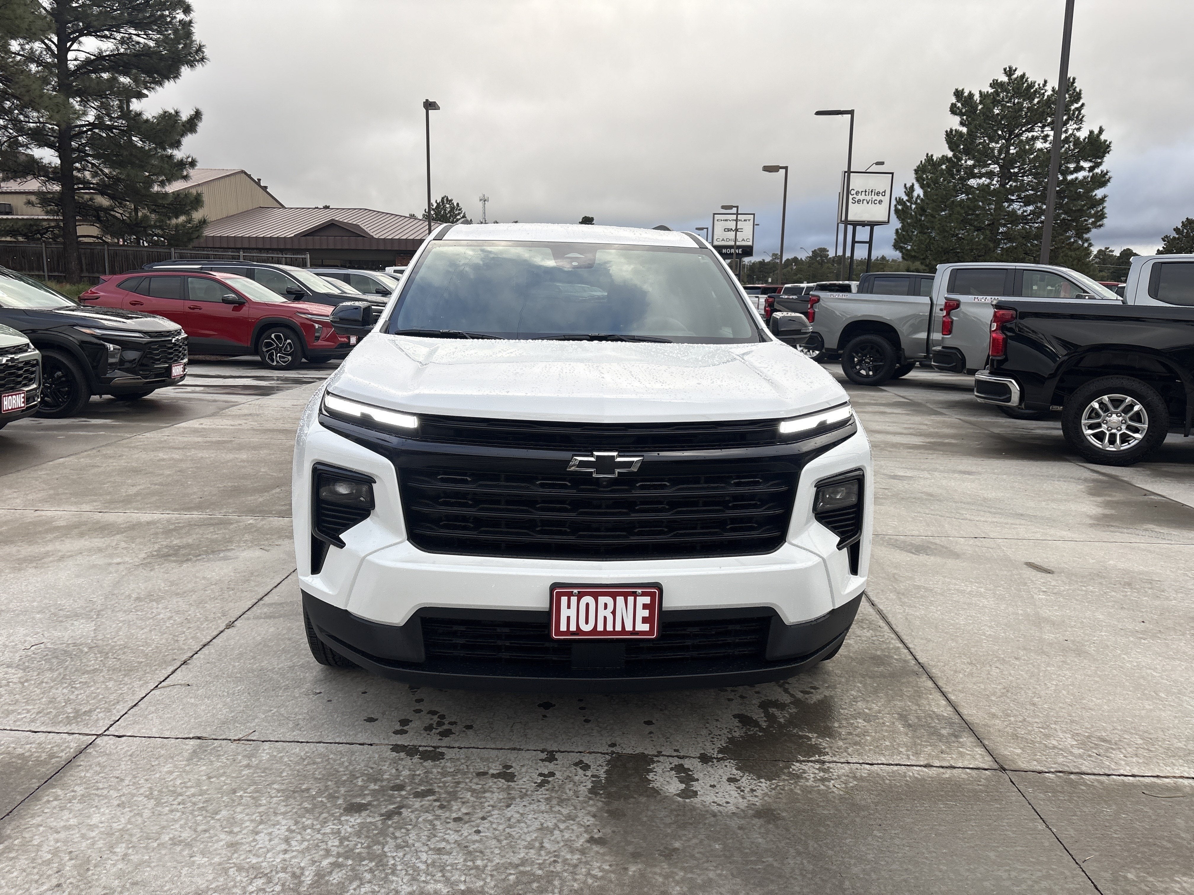 2027 Chevrolet Traverse LT