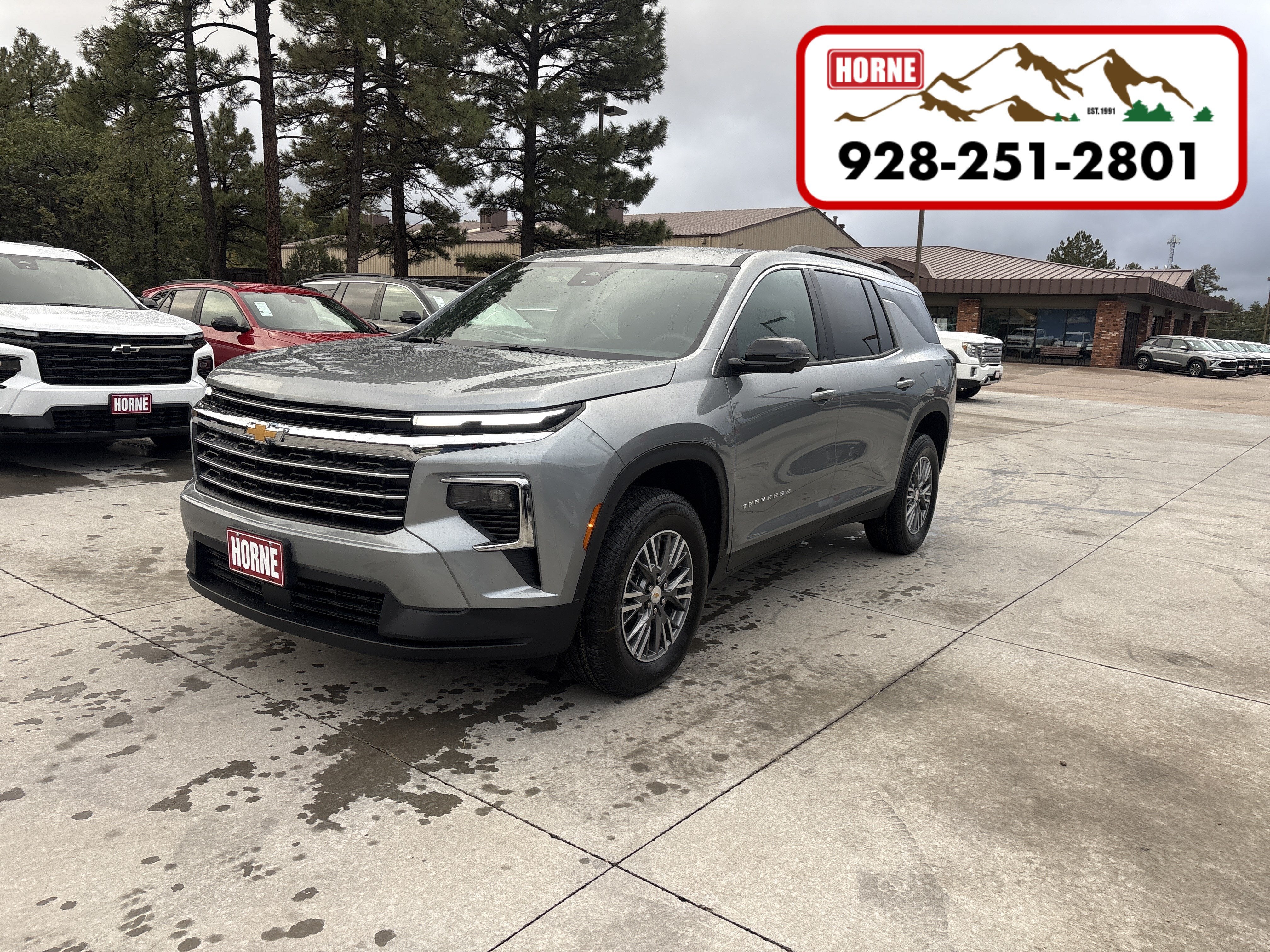 2027 Chevrolet Traverse LT