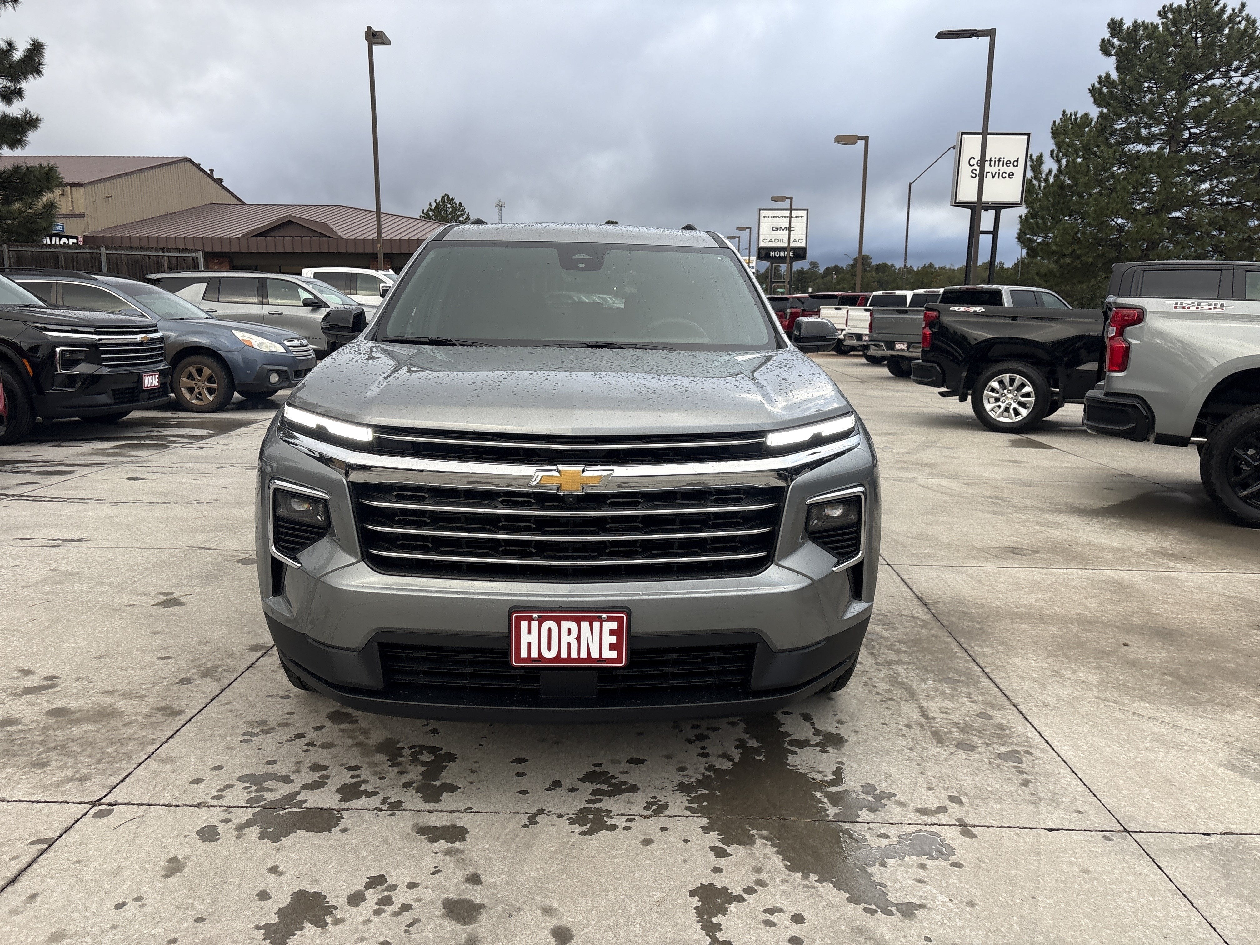 2027 Chevrolet Traverse LT