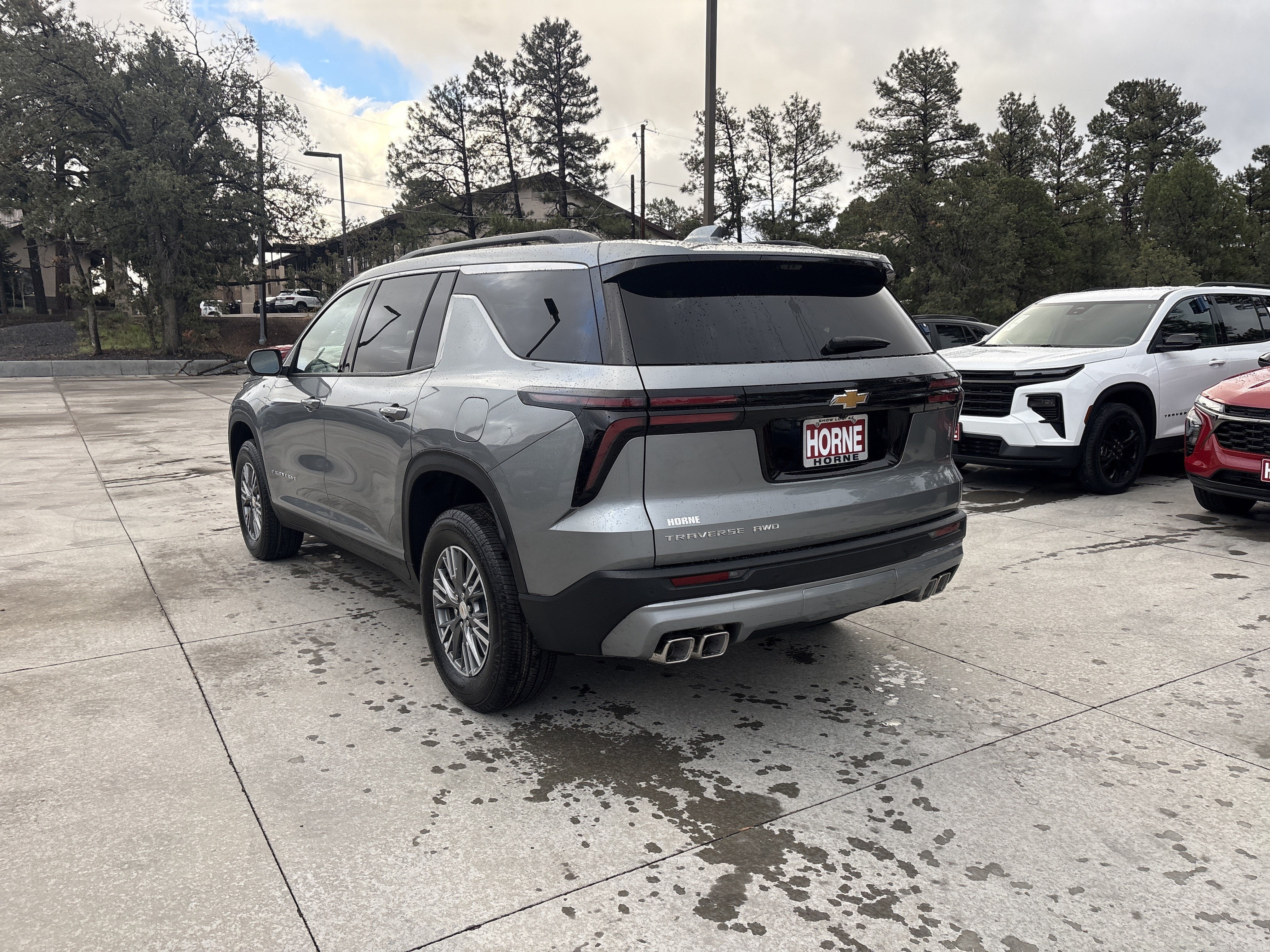 2027 Chevrolet Traverse LT