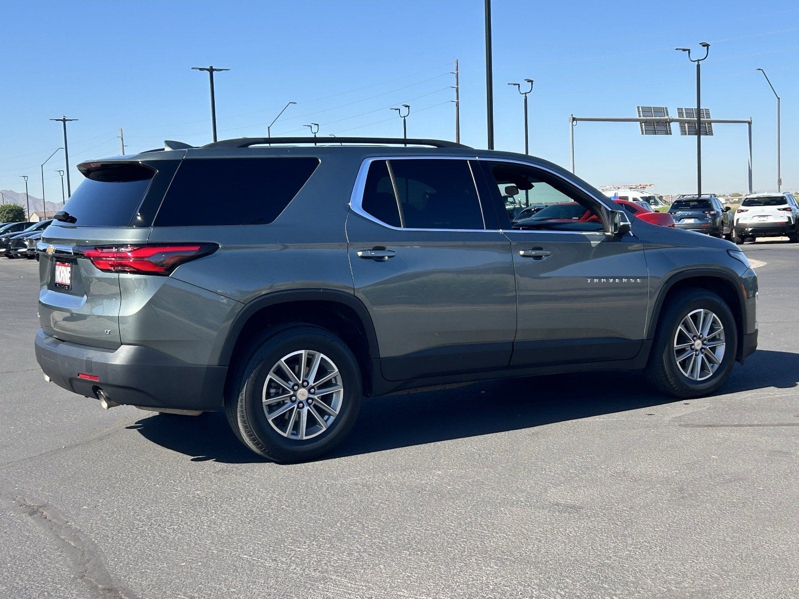 2023 Chevrolet Traverse LT Cloth