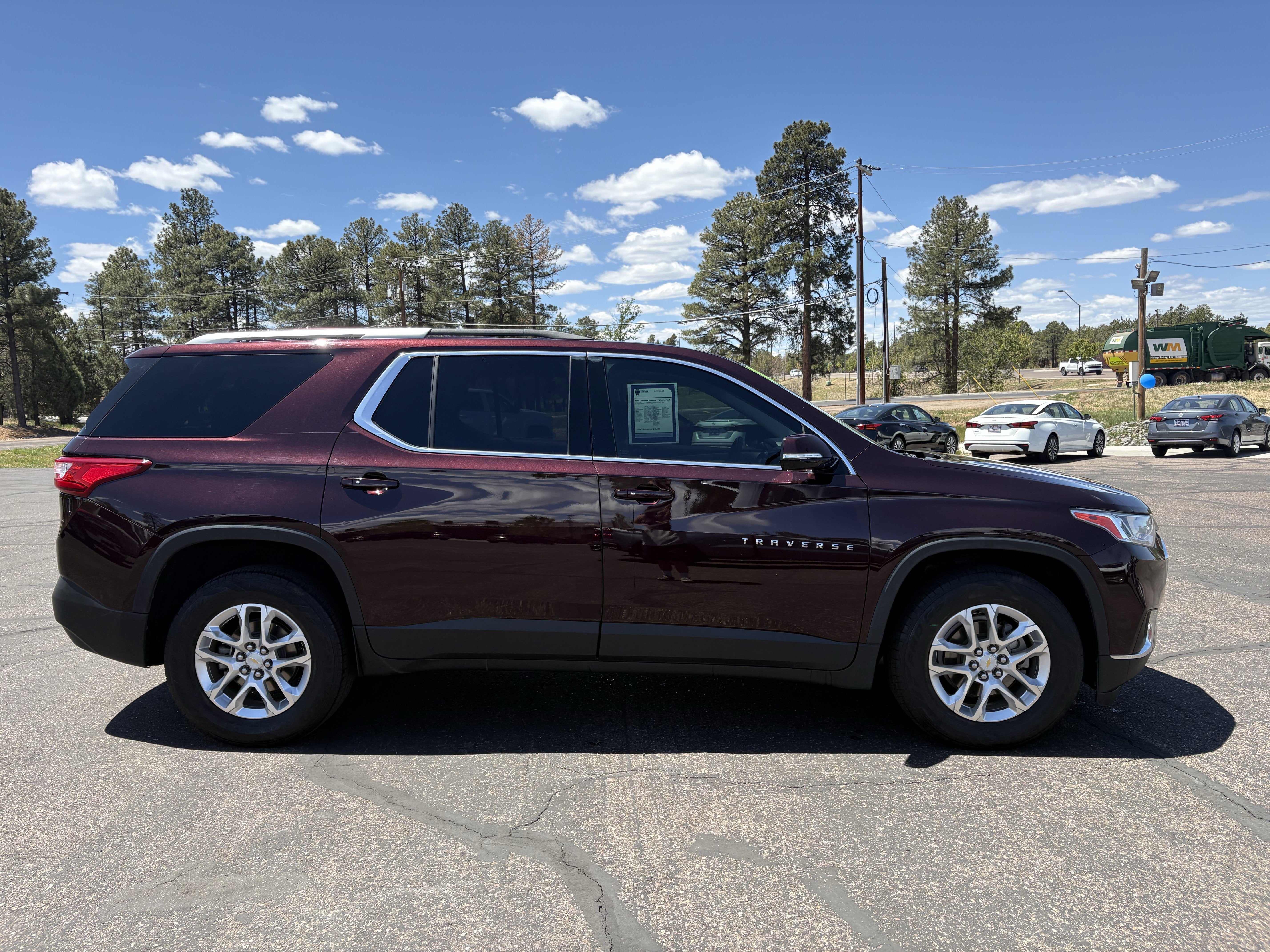 2018 Chevrolet Traverse LT Cloth