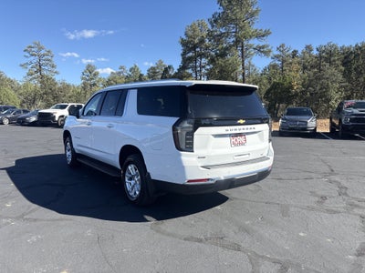 2027 Chevrolet Suburban LT