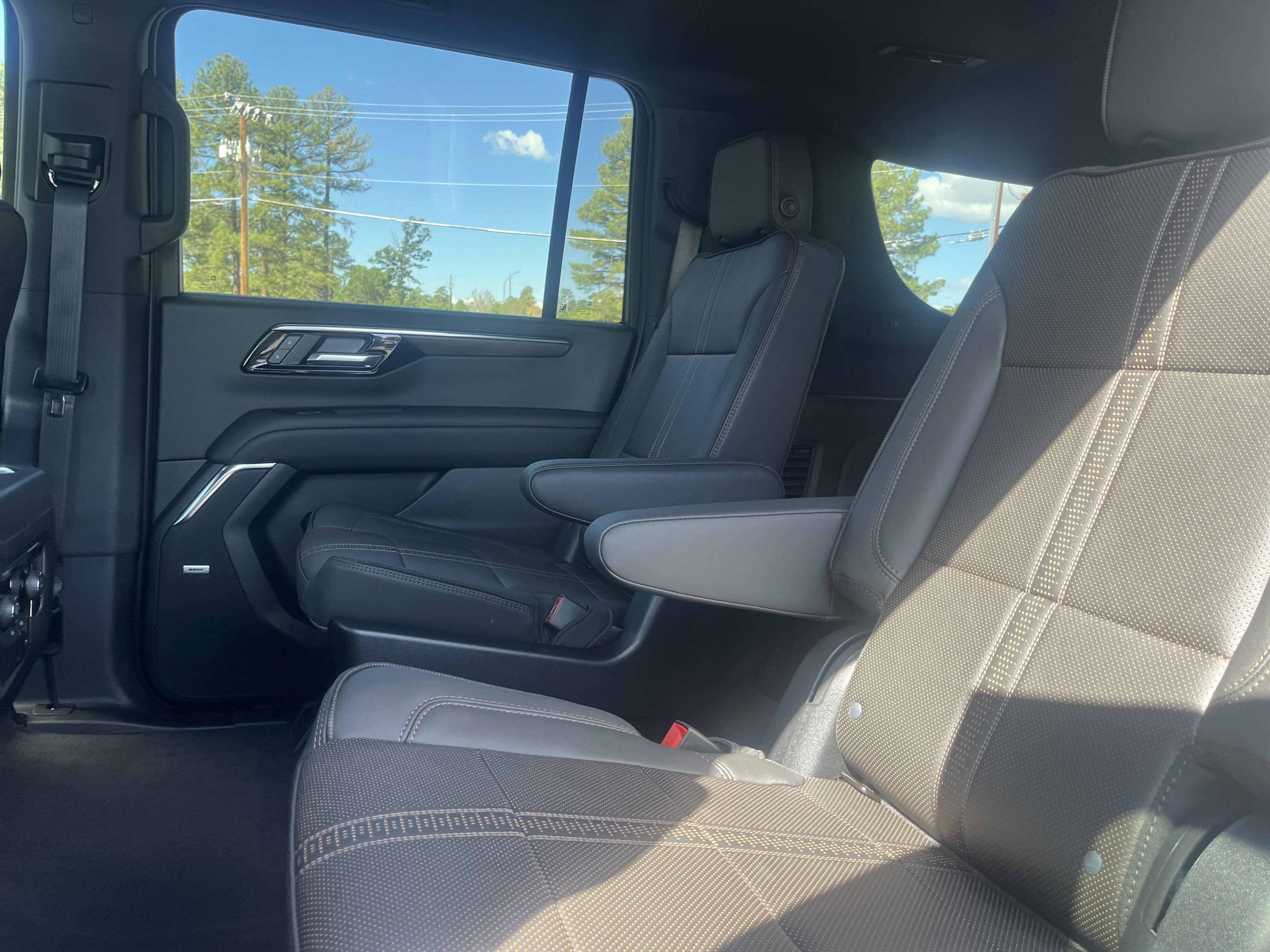 2025 Chevrolet Suburban High Country