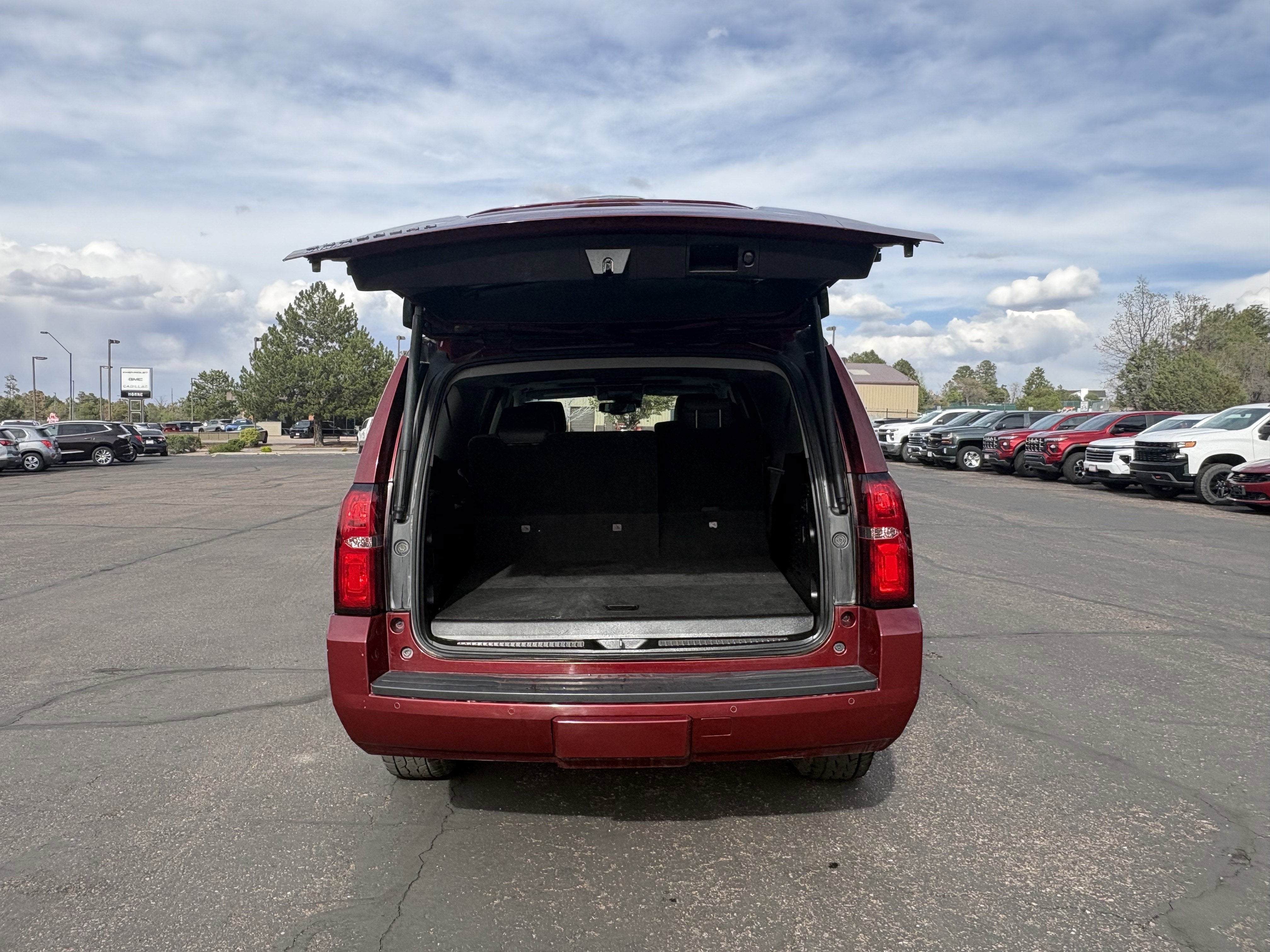 2019 Chevrolet Suburban LT