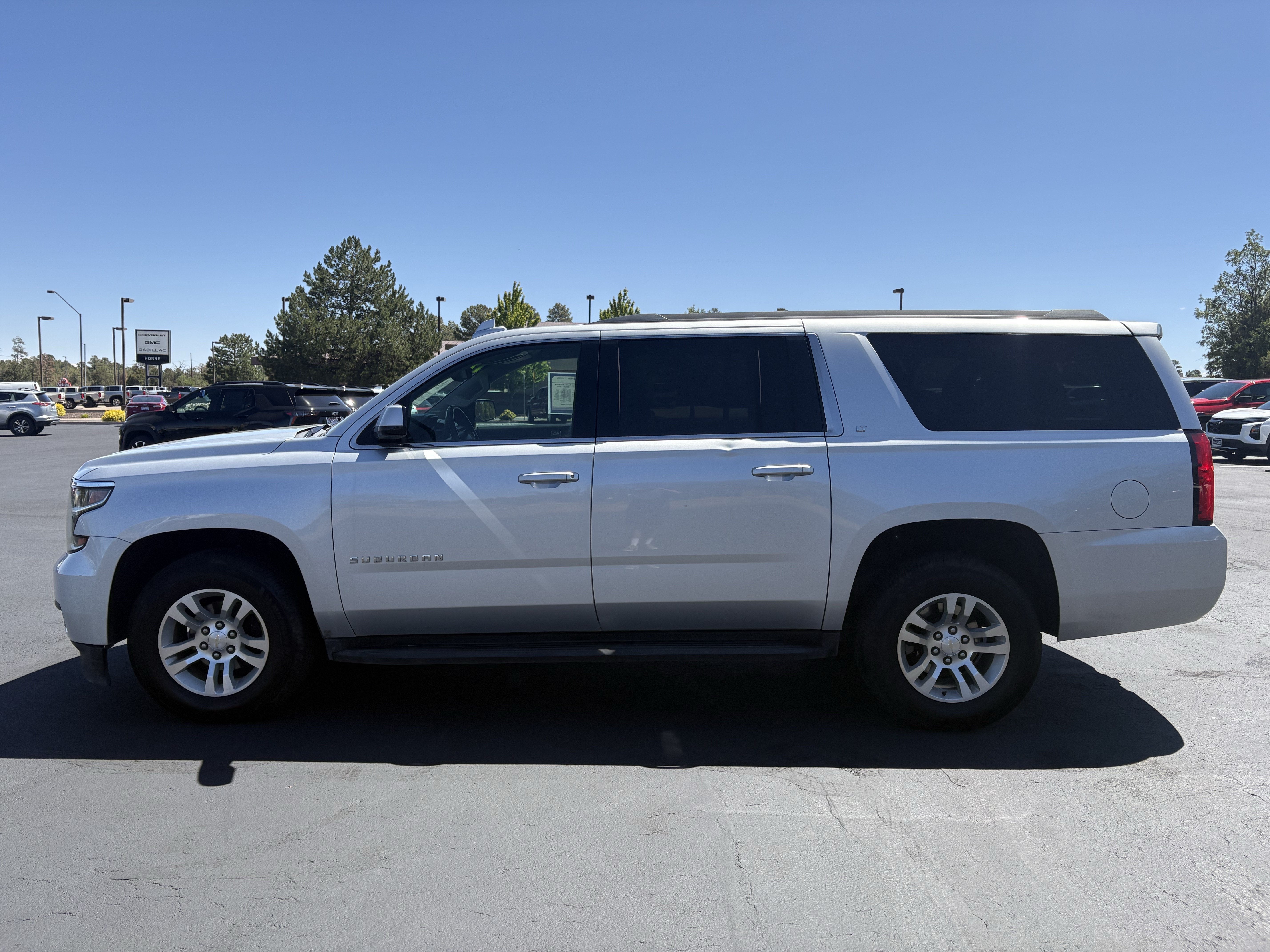 2019 Chevrolet Suburban LT