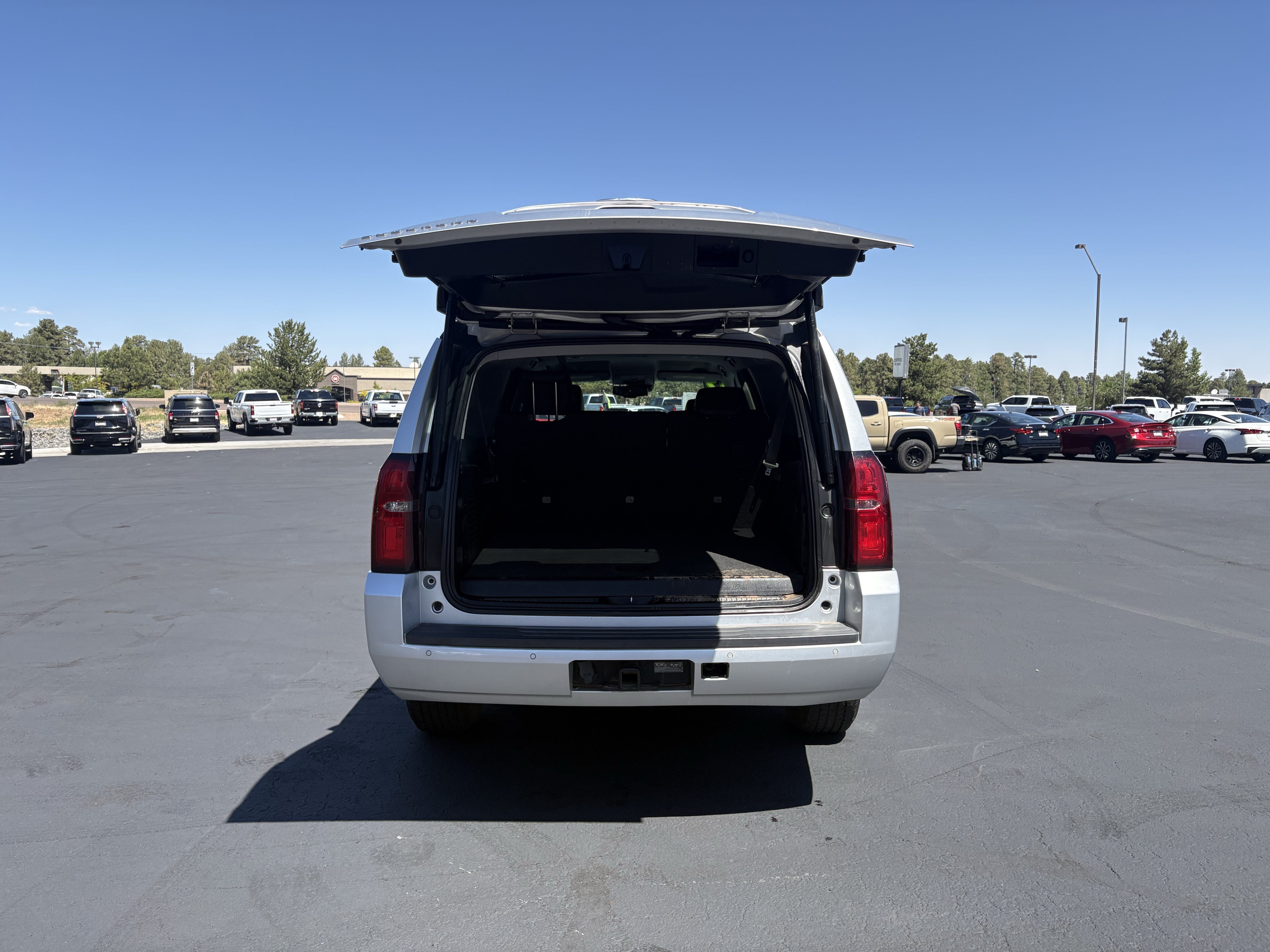 2019 Chevrolet Suburban LT
