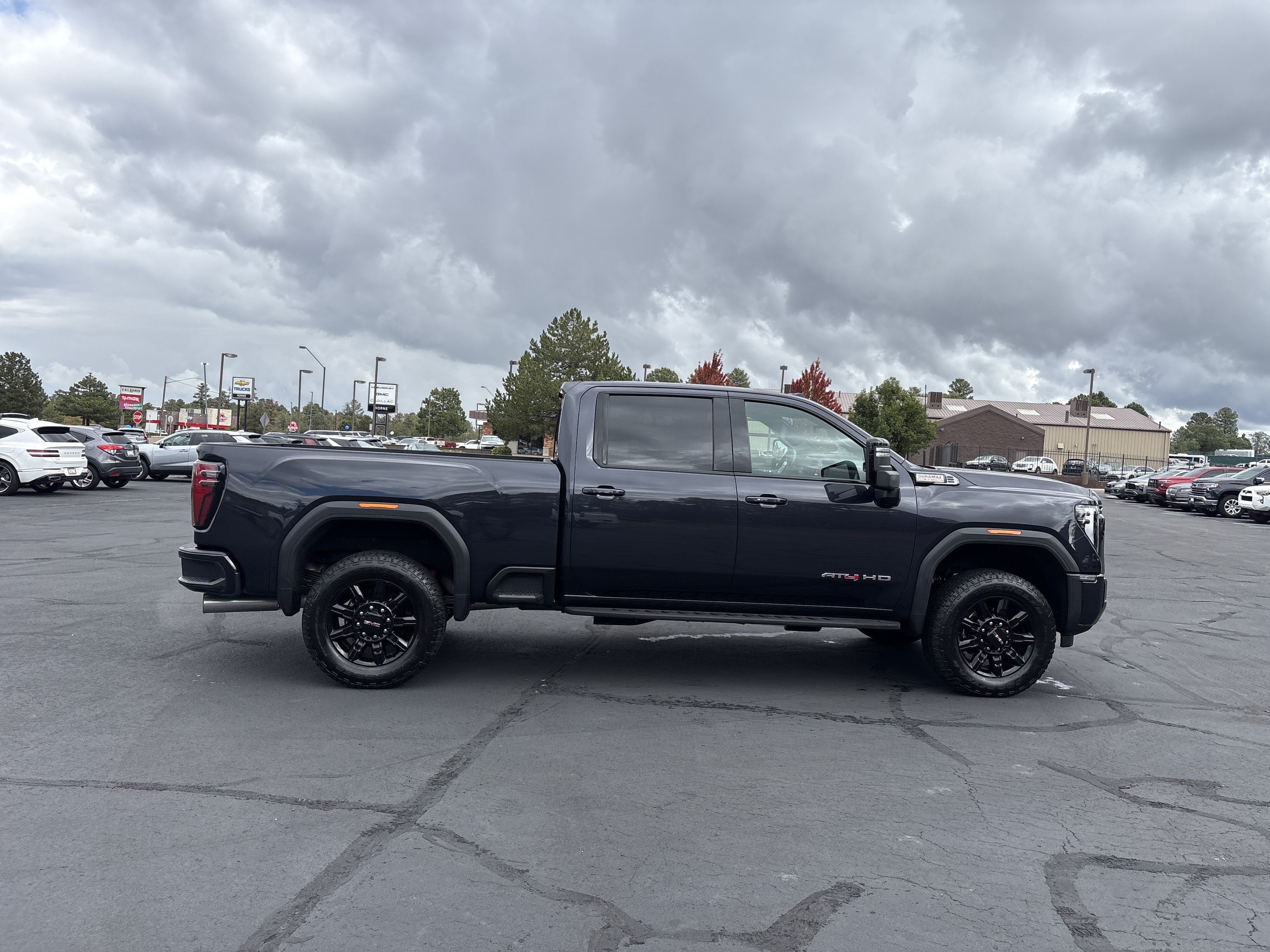 2025 GMC Sierra 2500 HD AT4