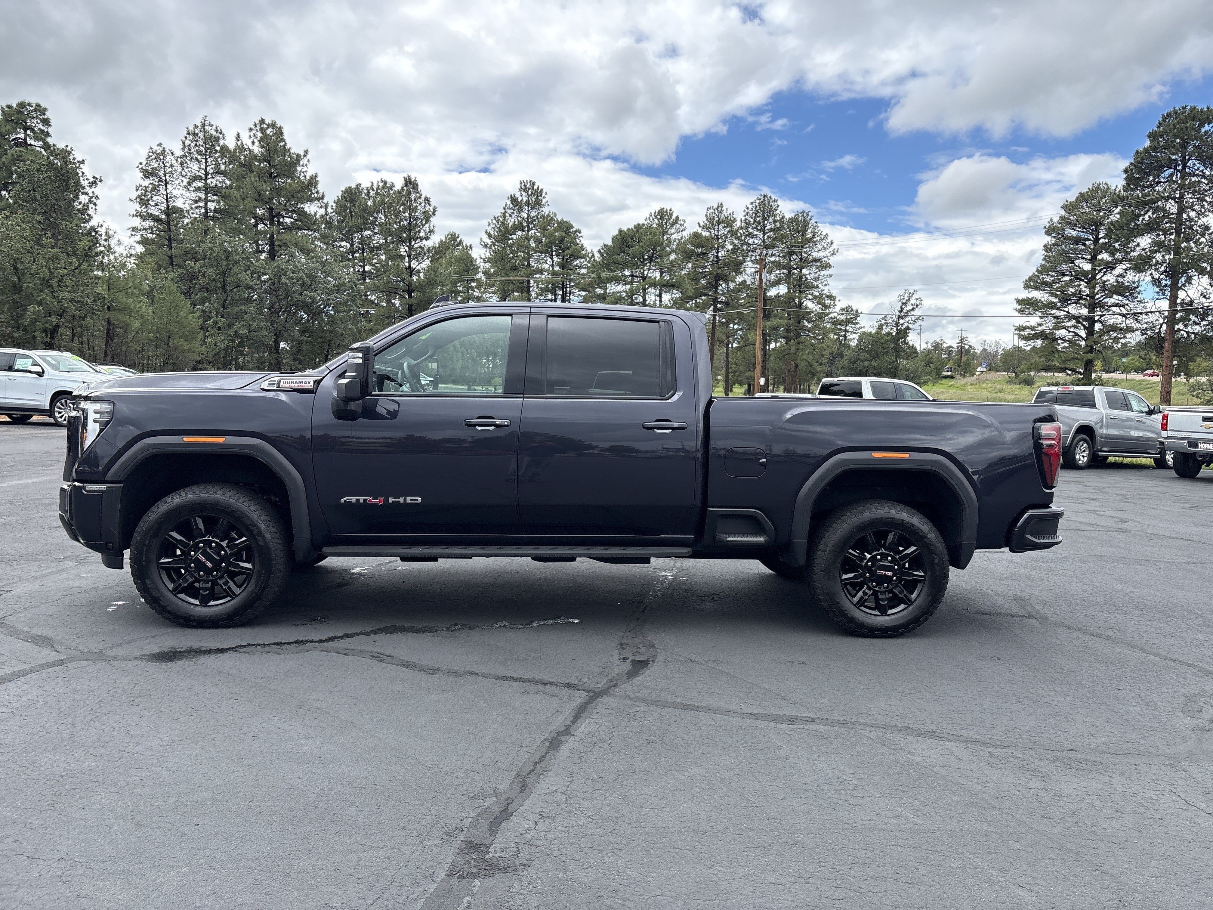2025 GMC Sierra 2500 HD AT4
