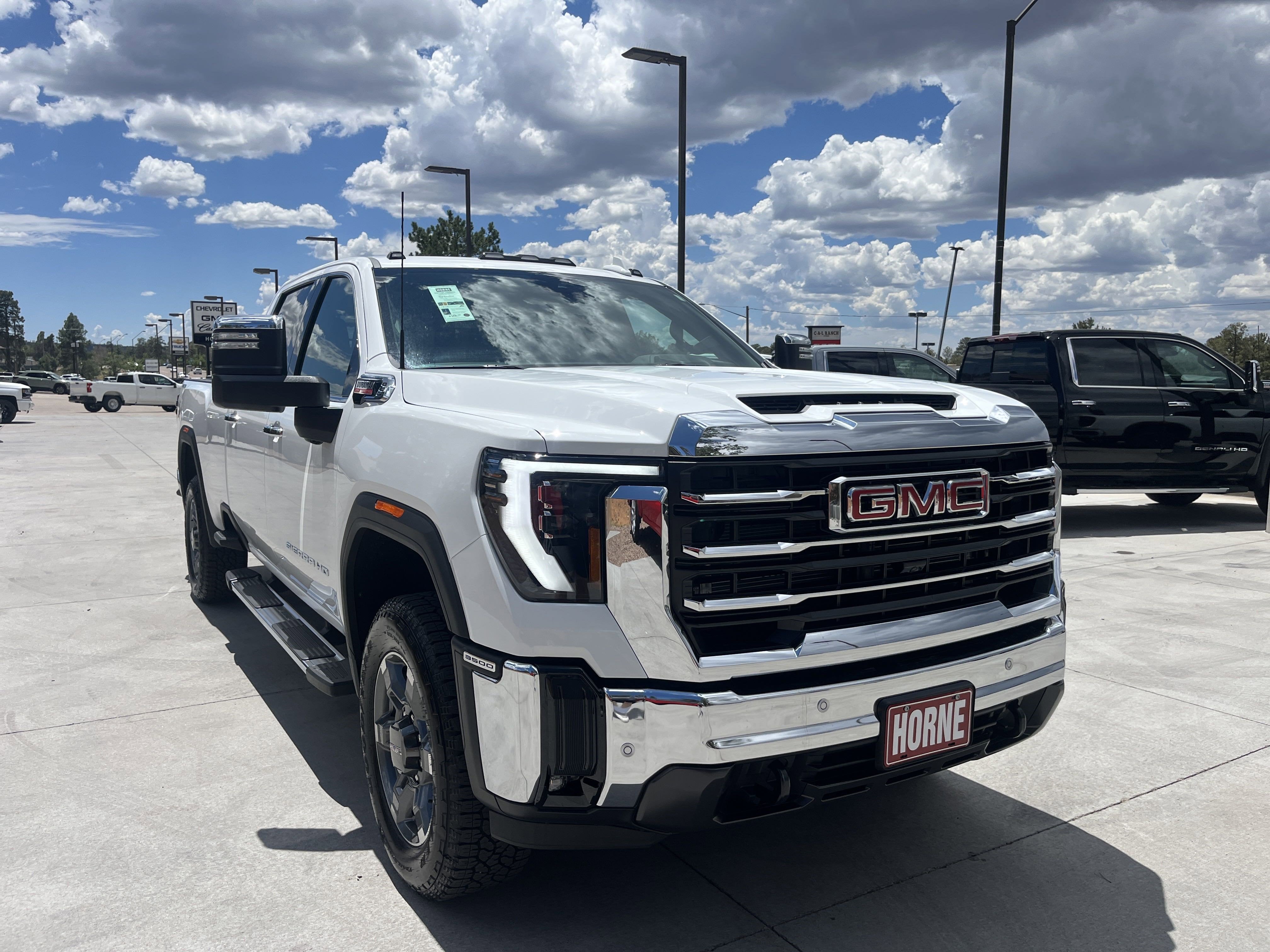 2025 GMC Sierra 3500 HD SLT