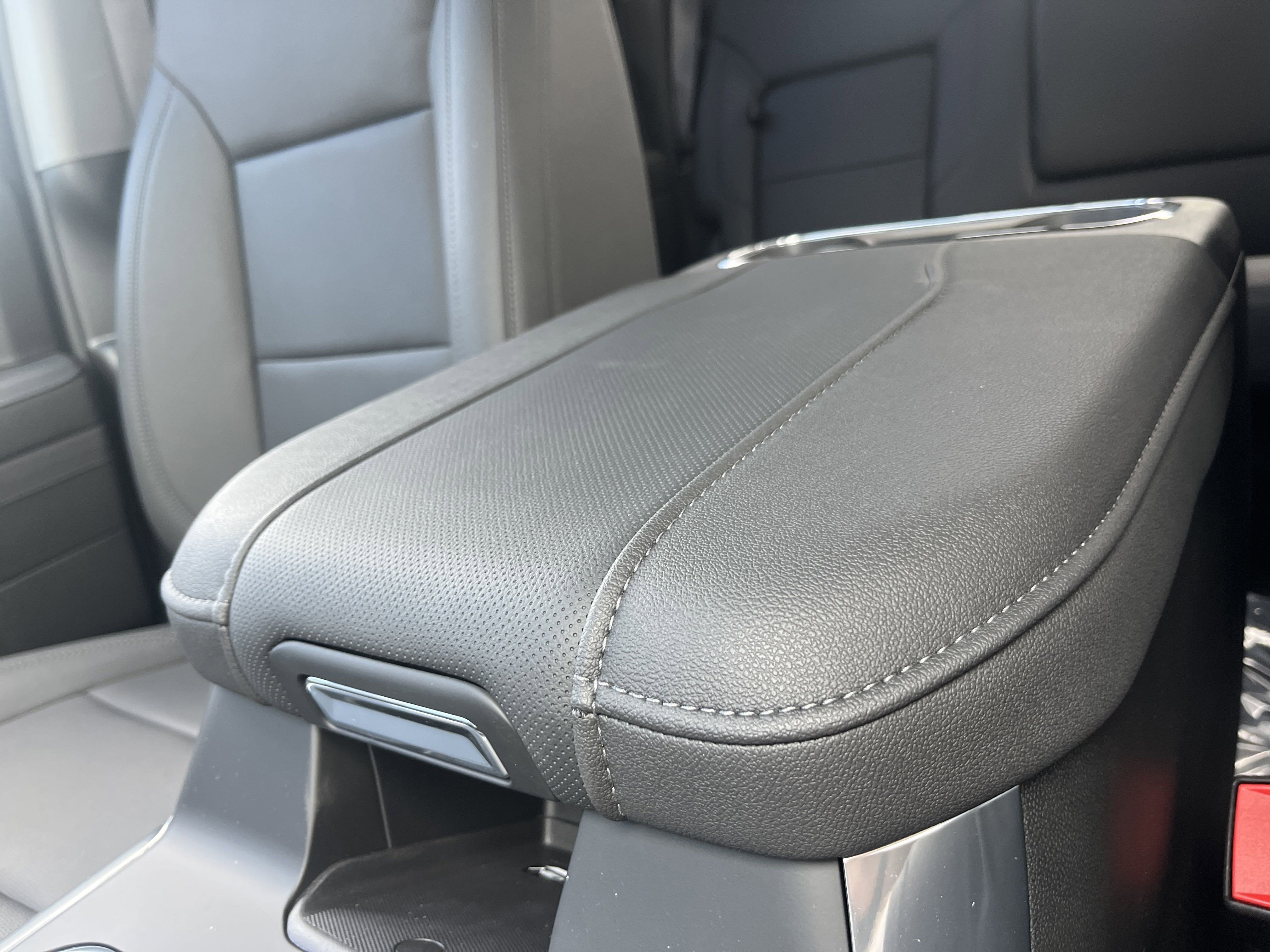 2025 GMC Sierra 3500 HD SLT