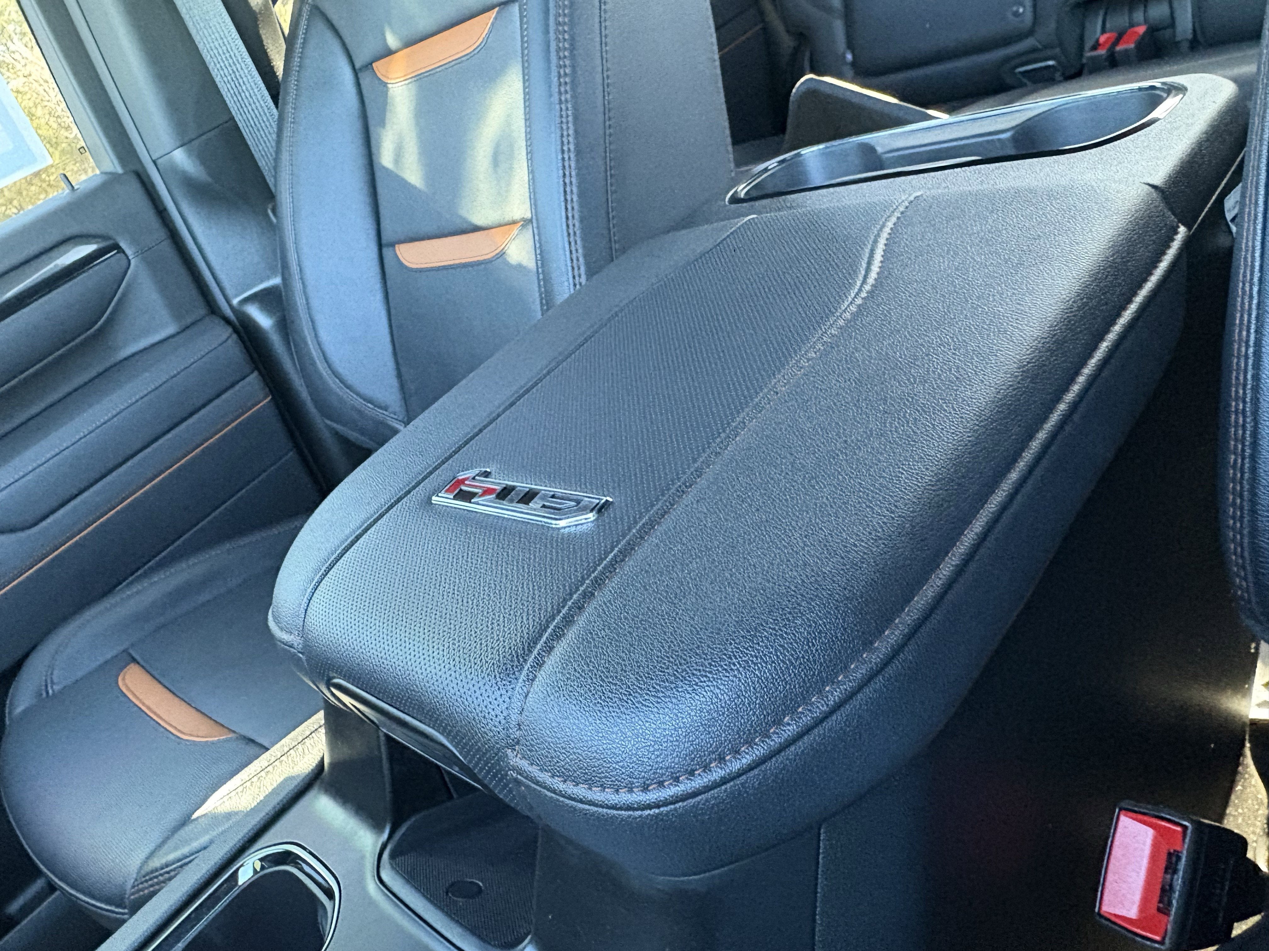 2025 GMC Sierra 3500 HD AT4