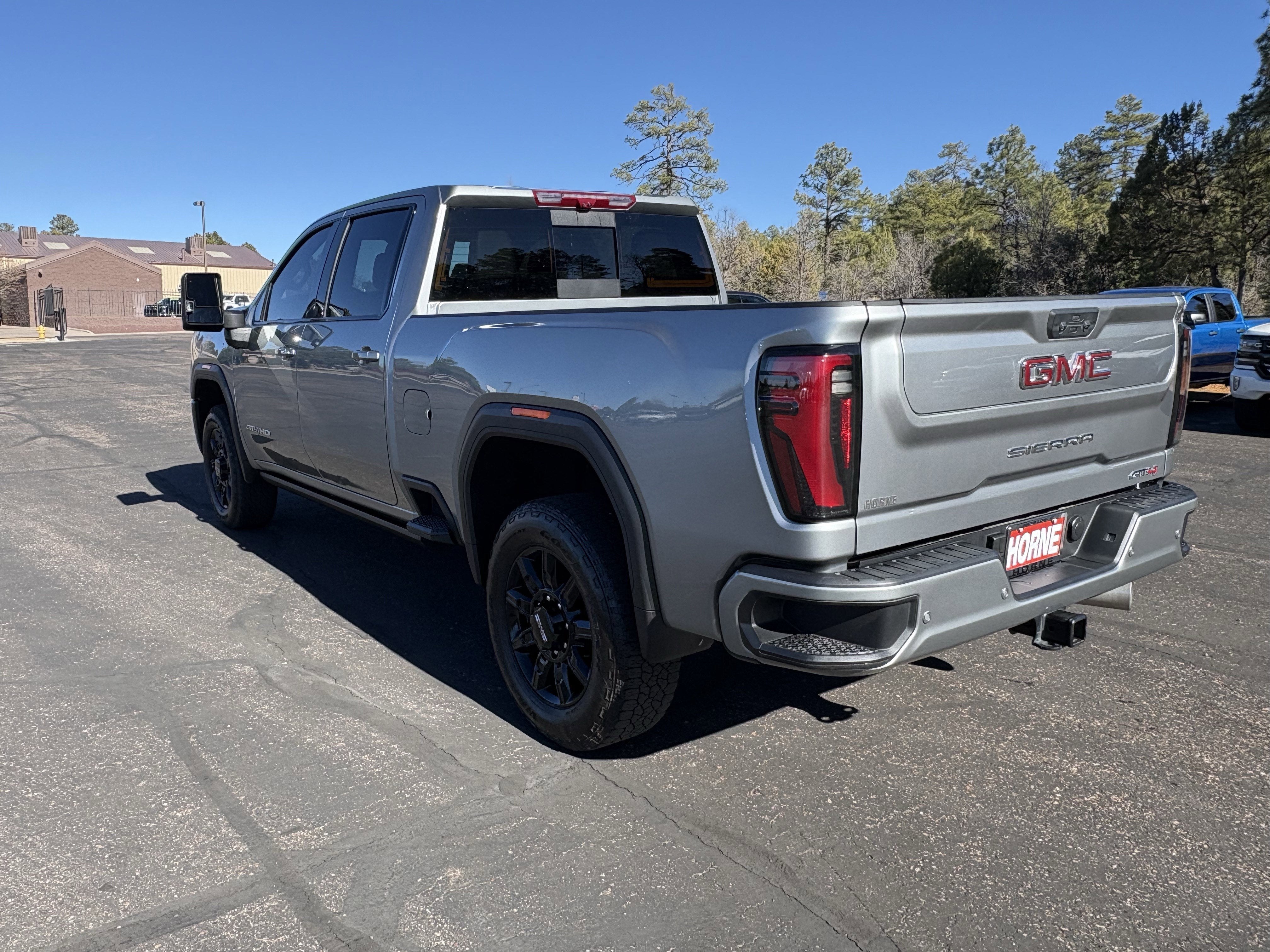 2025 GMC Sierra 3500 HD AT4