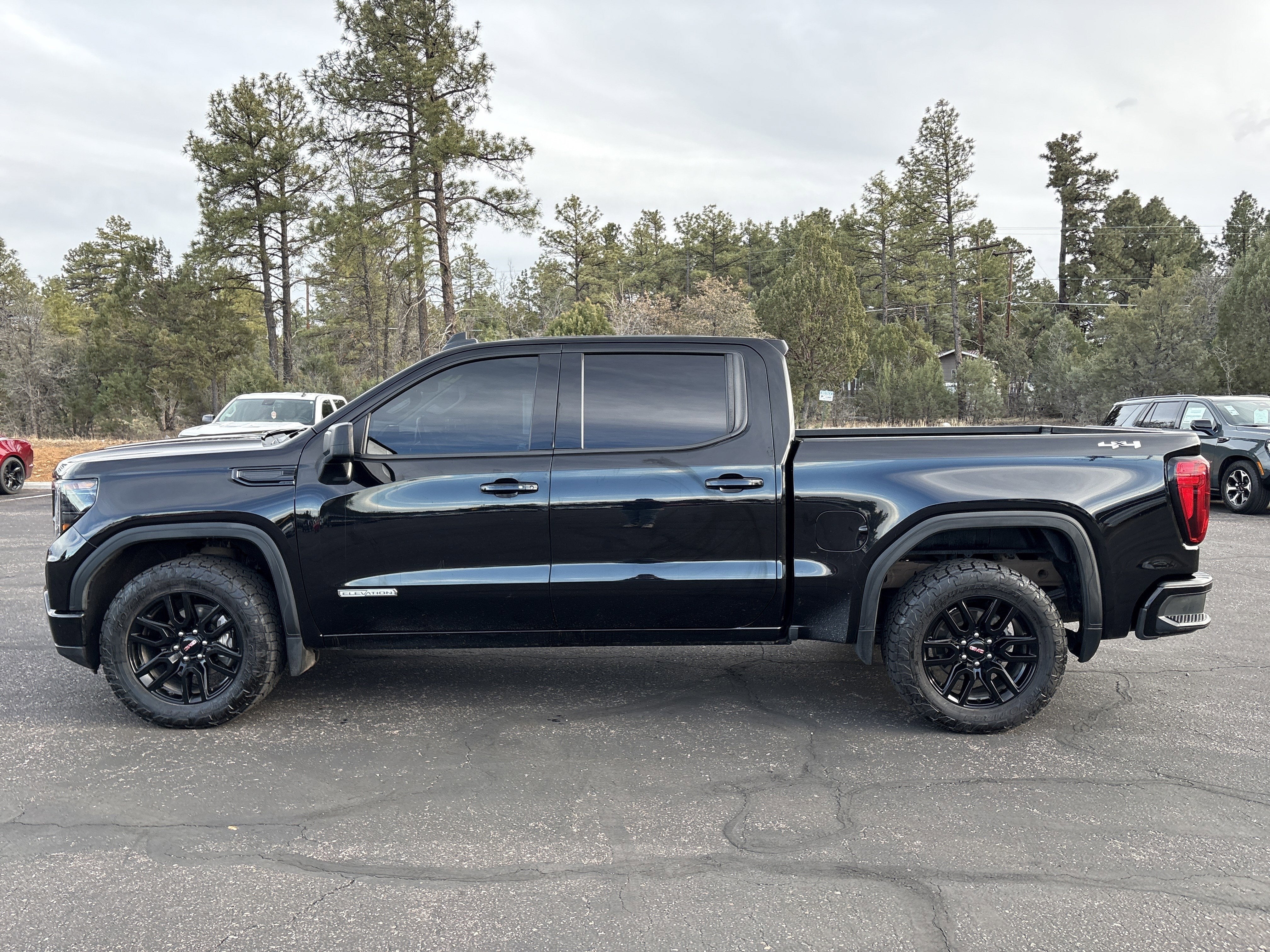 2022 GMC Sierra 1500 Elevation