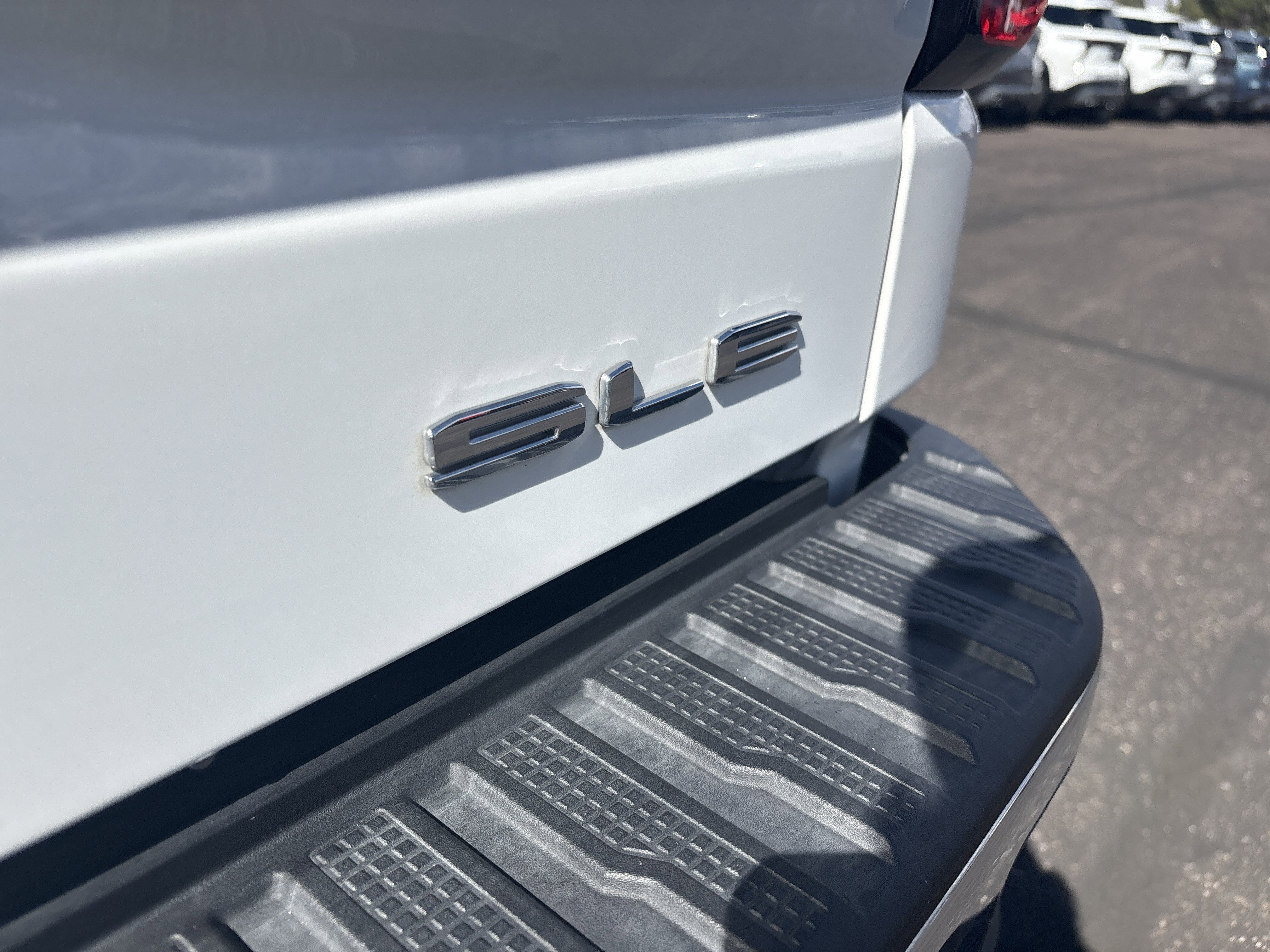 2024 GMC Sierra 1500 SLE