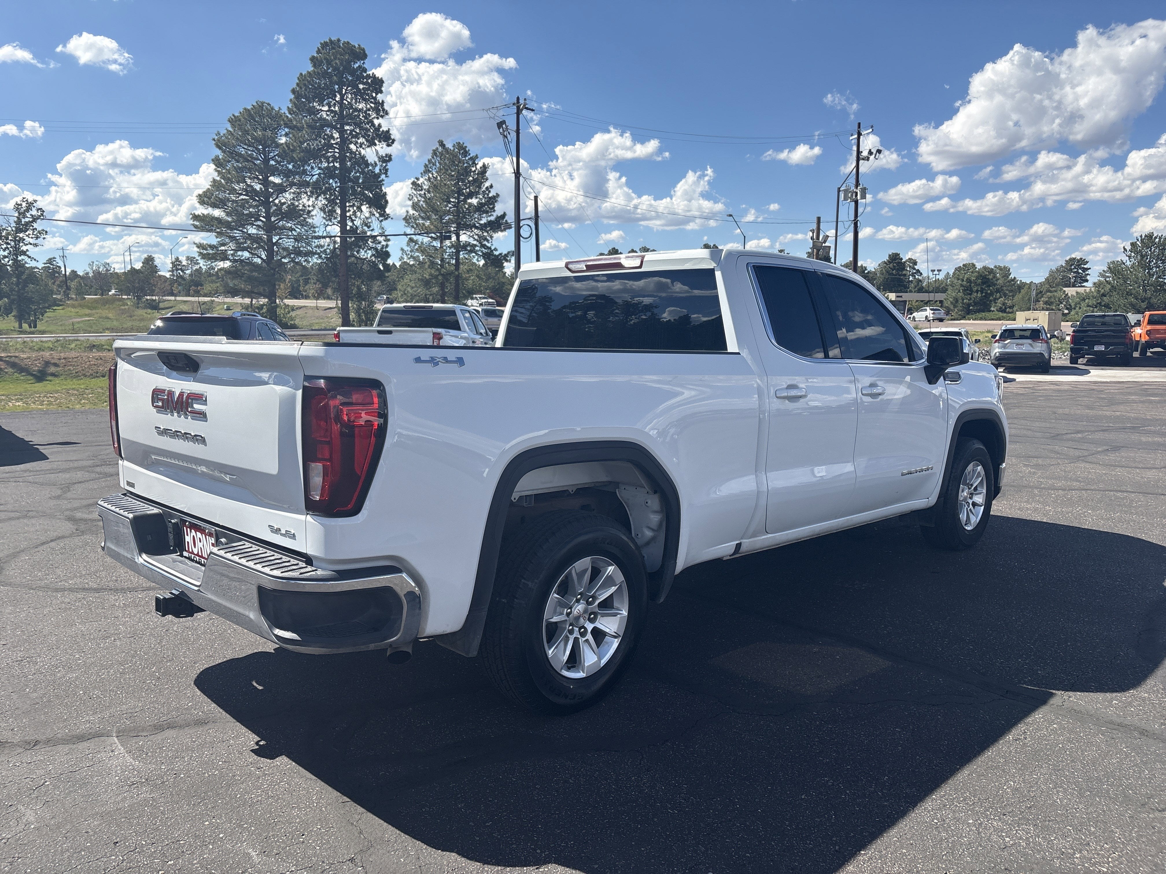 2024 GMC Sierra 1500 SLE