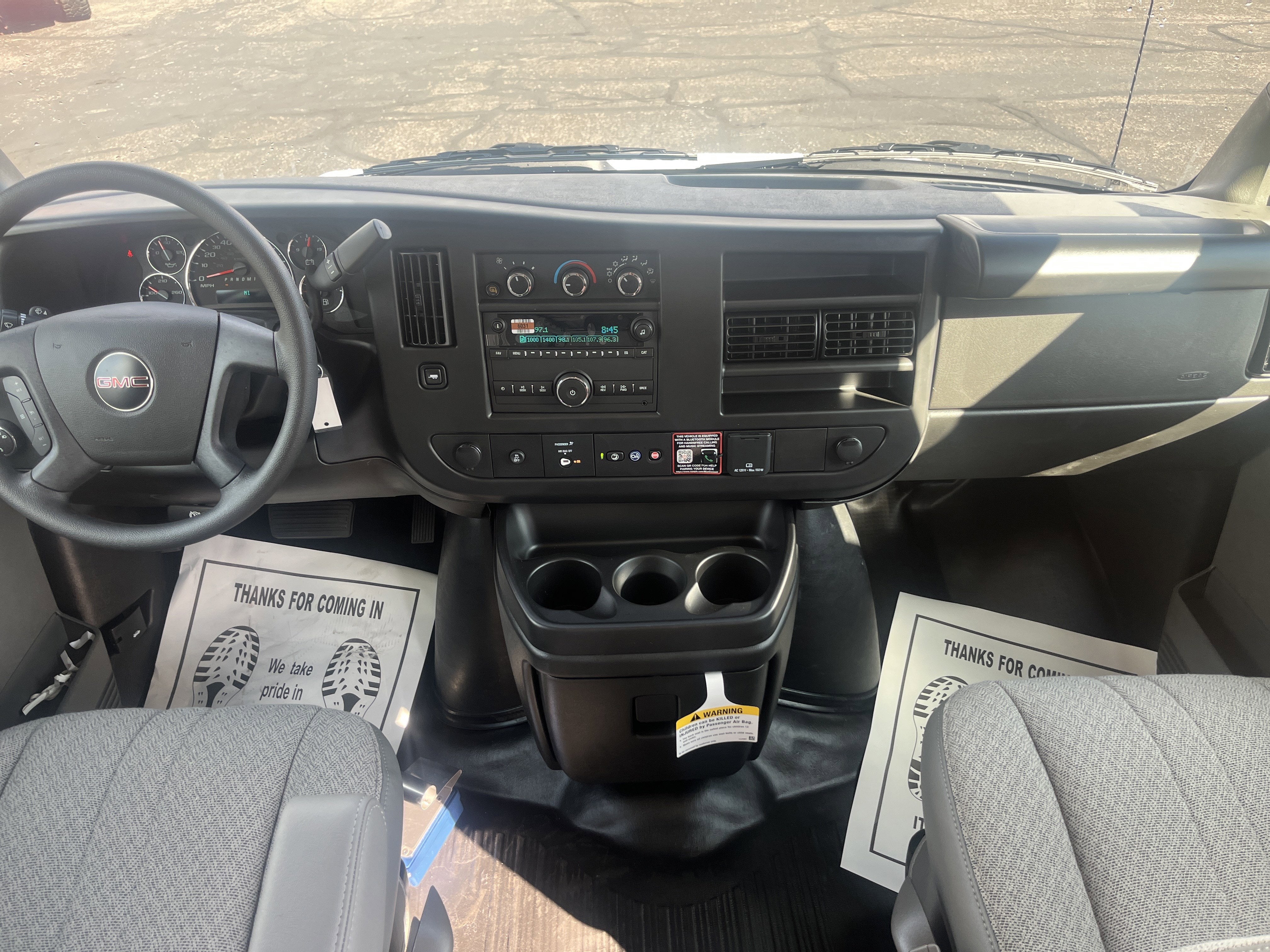 2025 GMC Savana Cargo 2500 Work Van