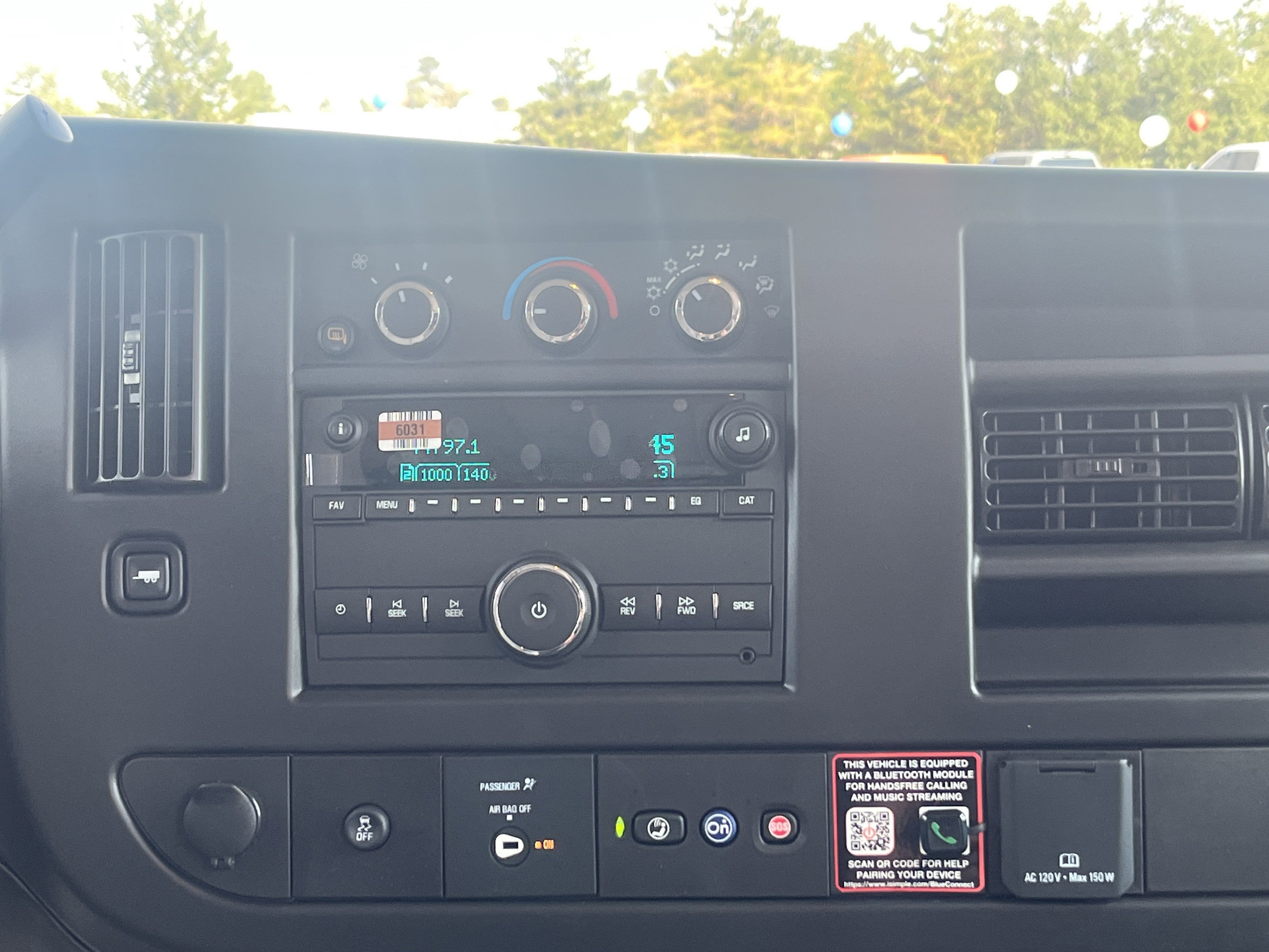 2025 GMC Savana Cargo 2500 Work Van