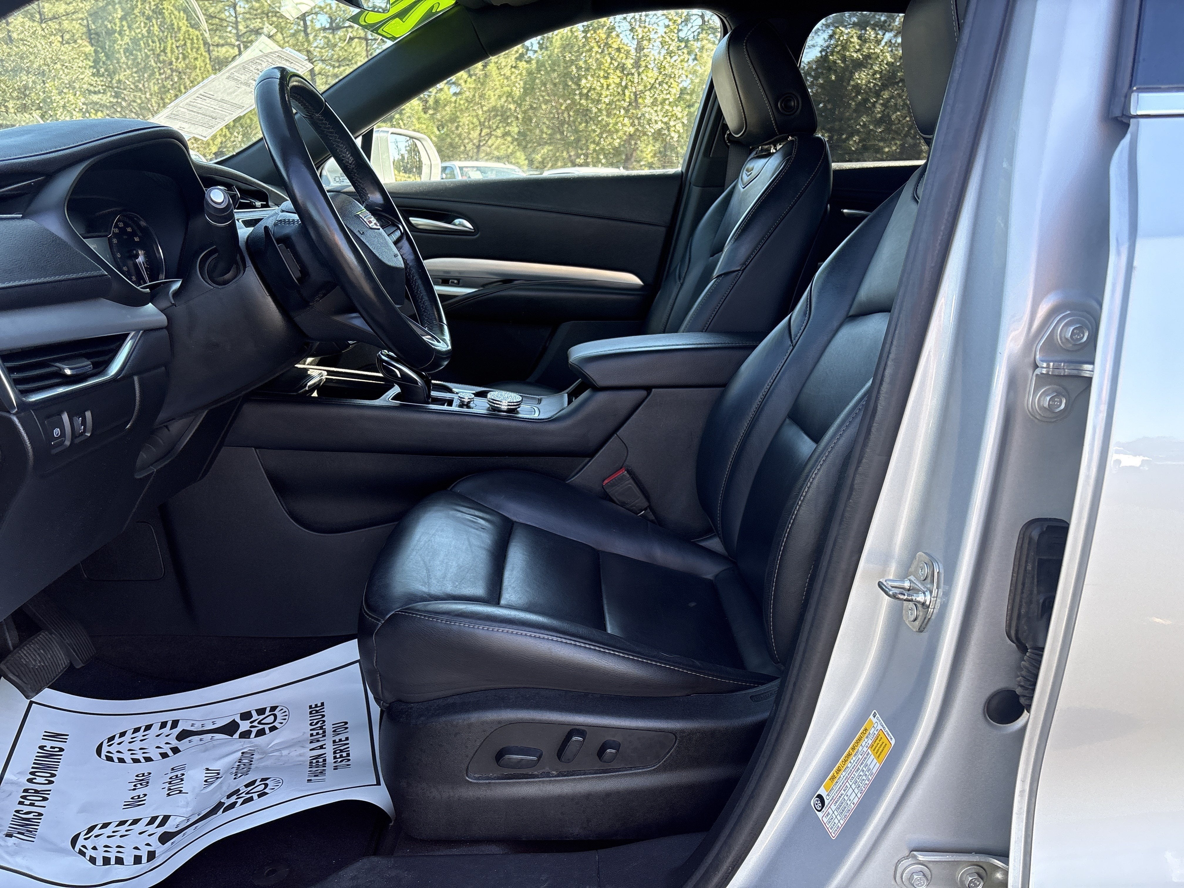 2020 Cadillac XT4 AWD Premium Luxury