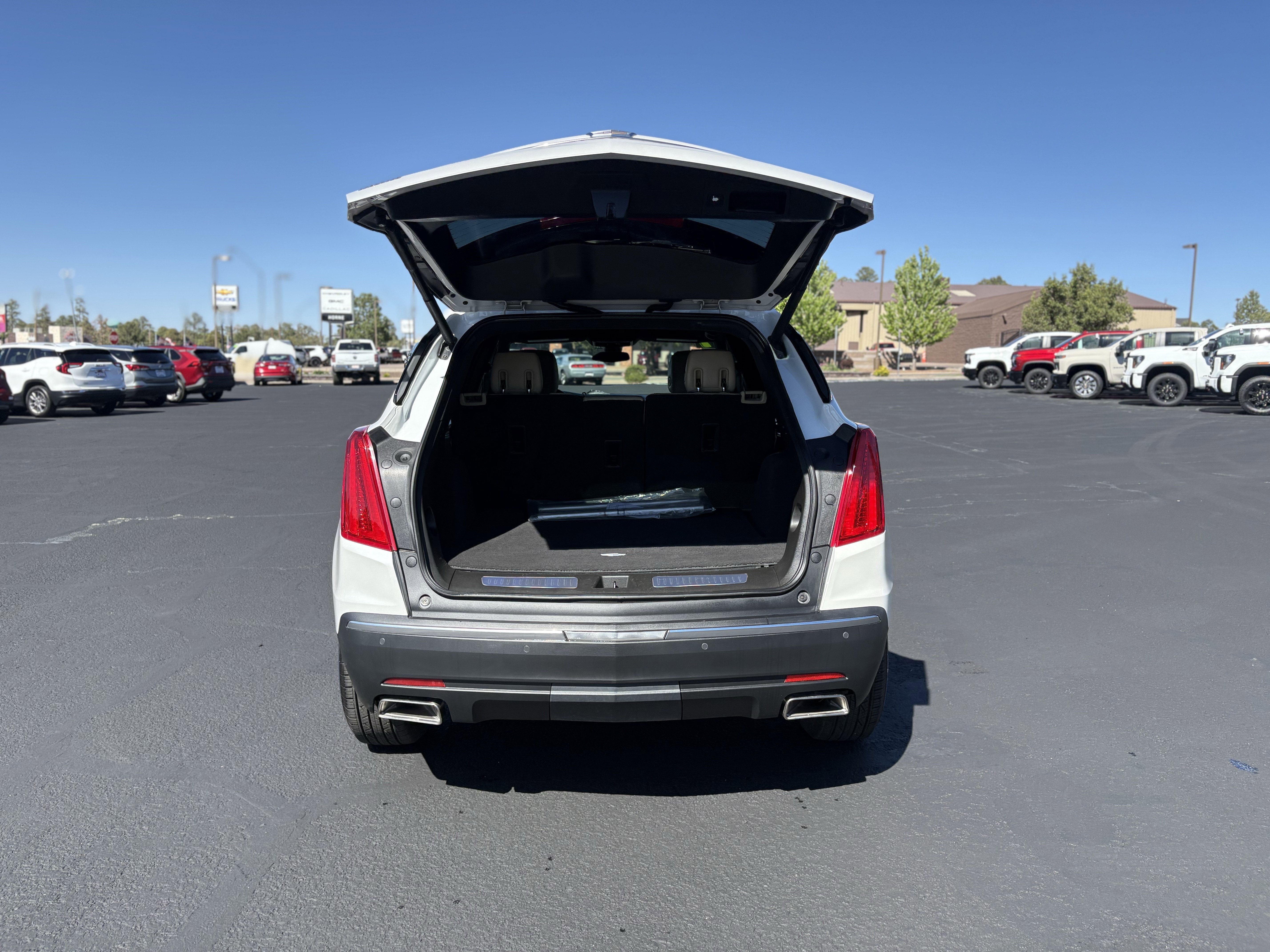 2017 Cadillac XT5 Luxury FWD