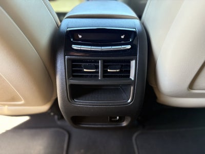 2017 Cadillac XT5 Luxury FWD