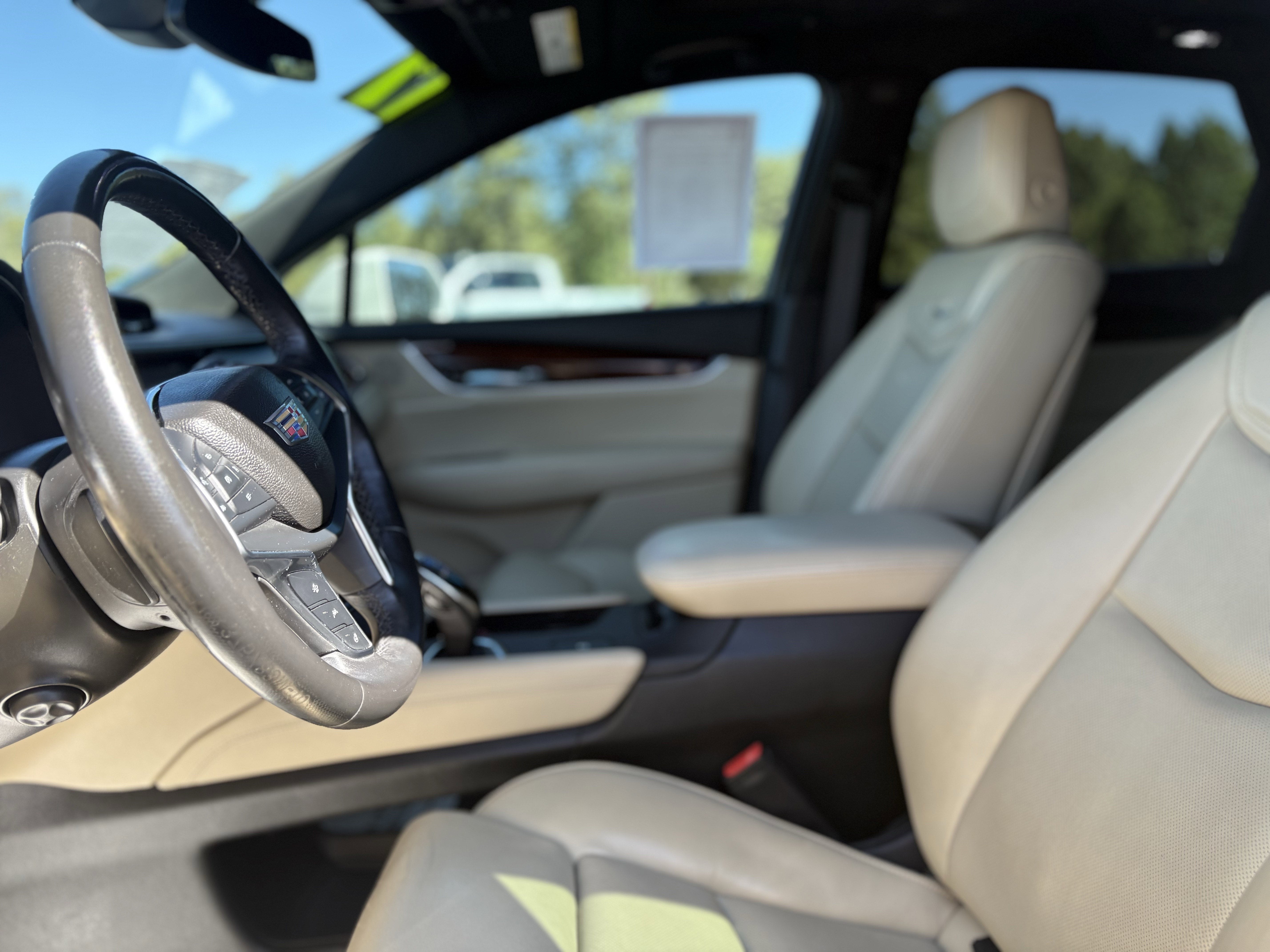 2017 Cadillac XT5 Luxury FWD