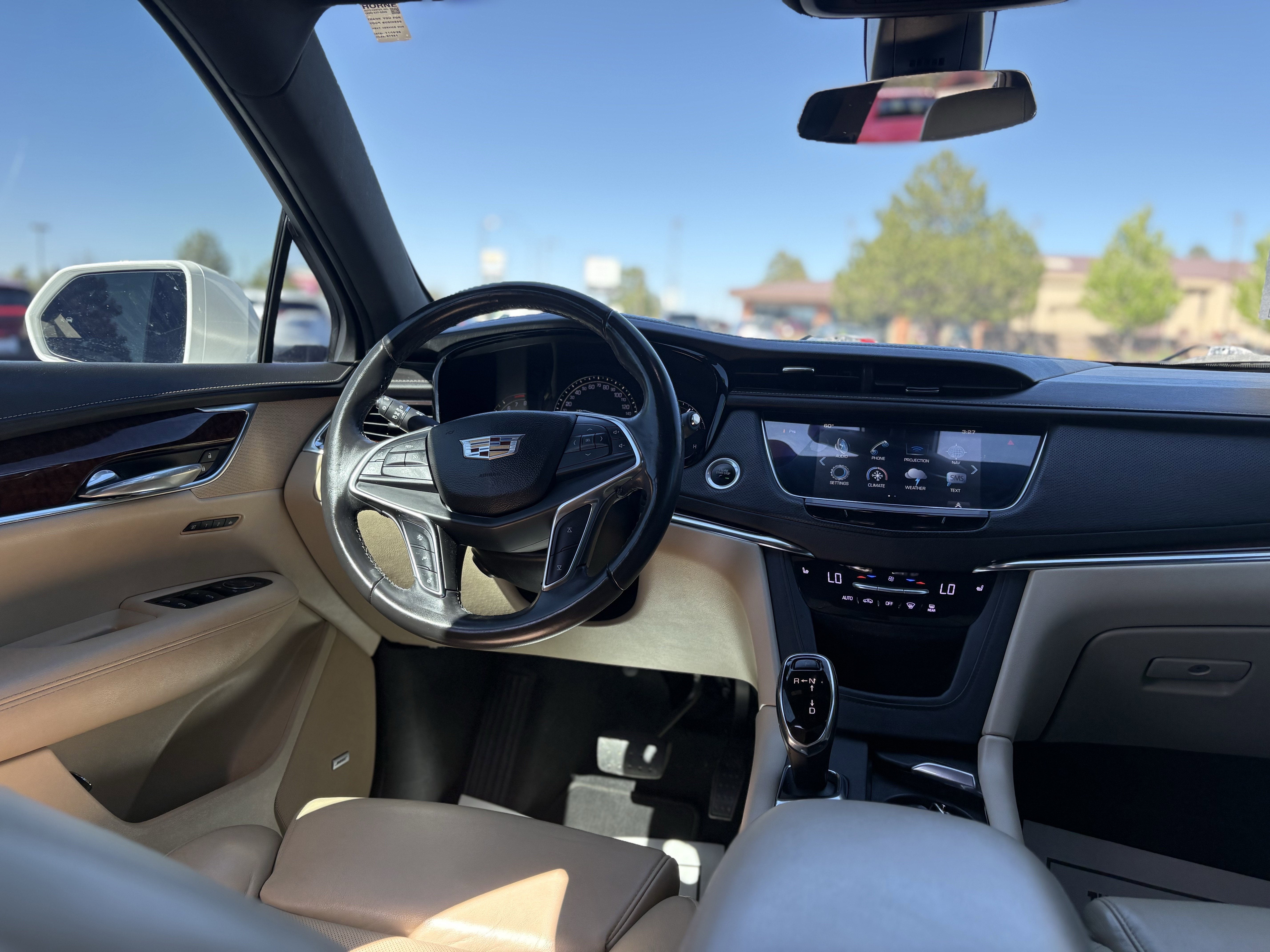 2017 Cadillac XT5 Luxury FWD