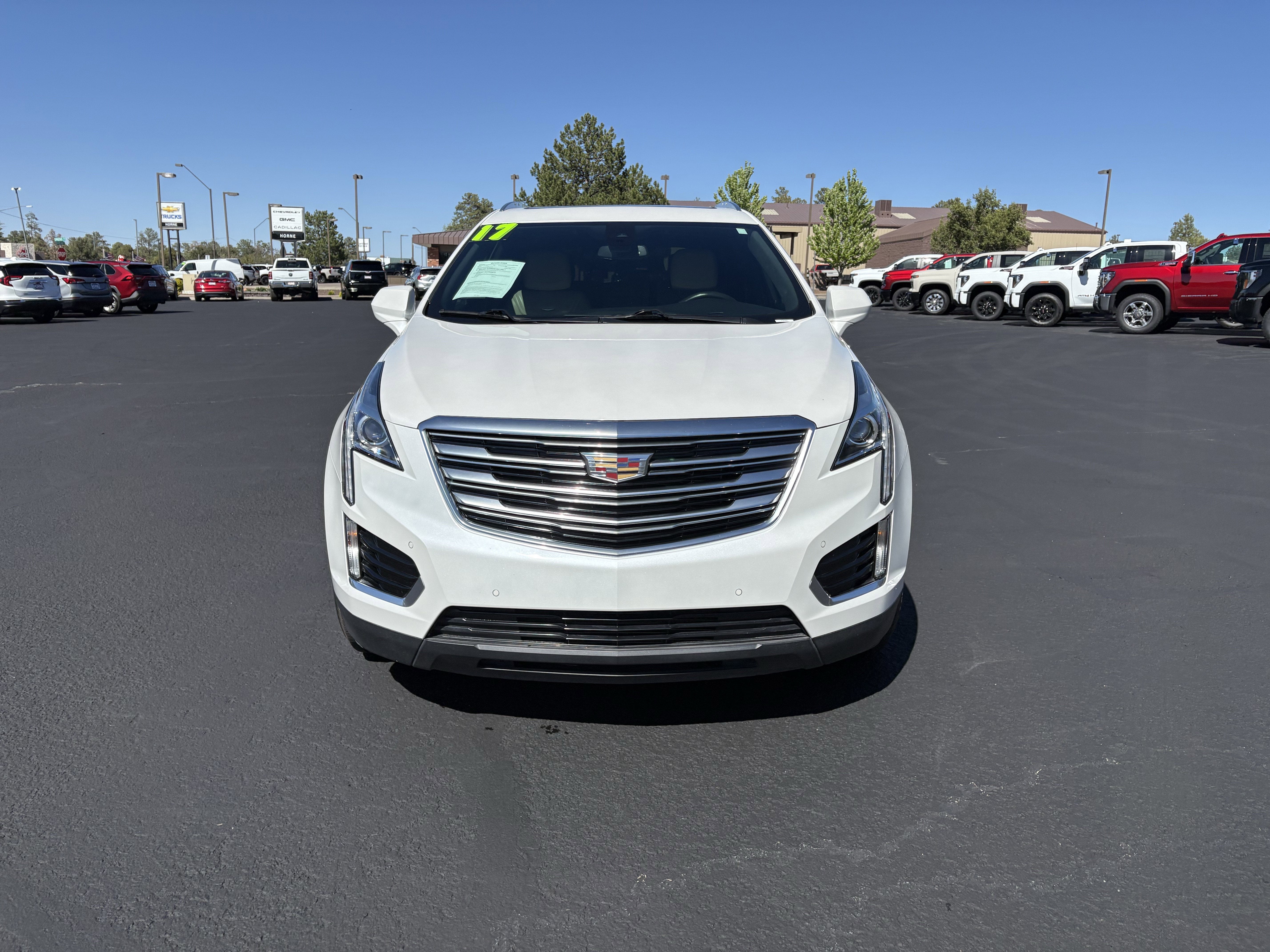 2017 Cadillac XT5 Luxury FWD