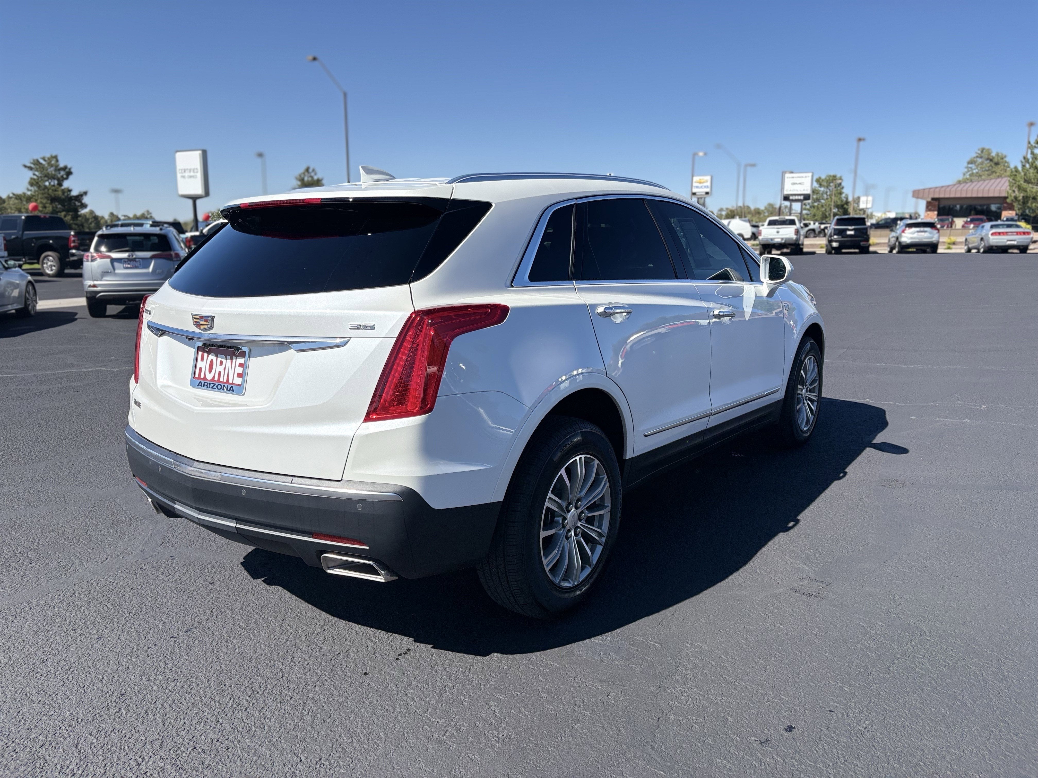 2017 Cadillac XT5 Luxury FWD
