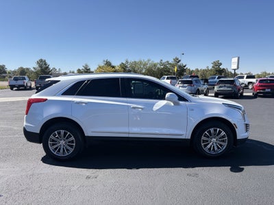 2017 Cadillac XT5 Luxury FWD