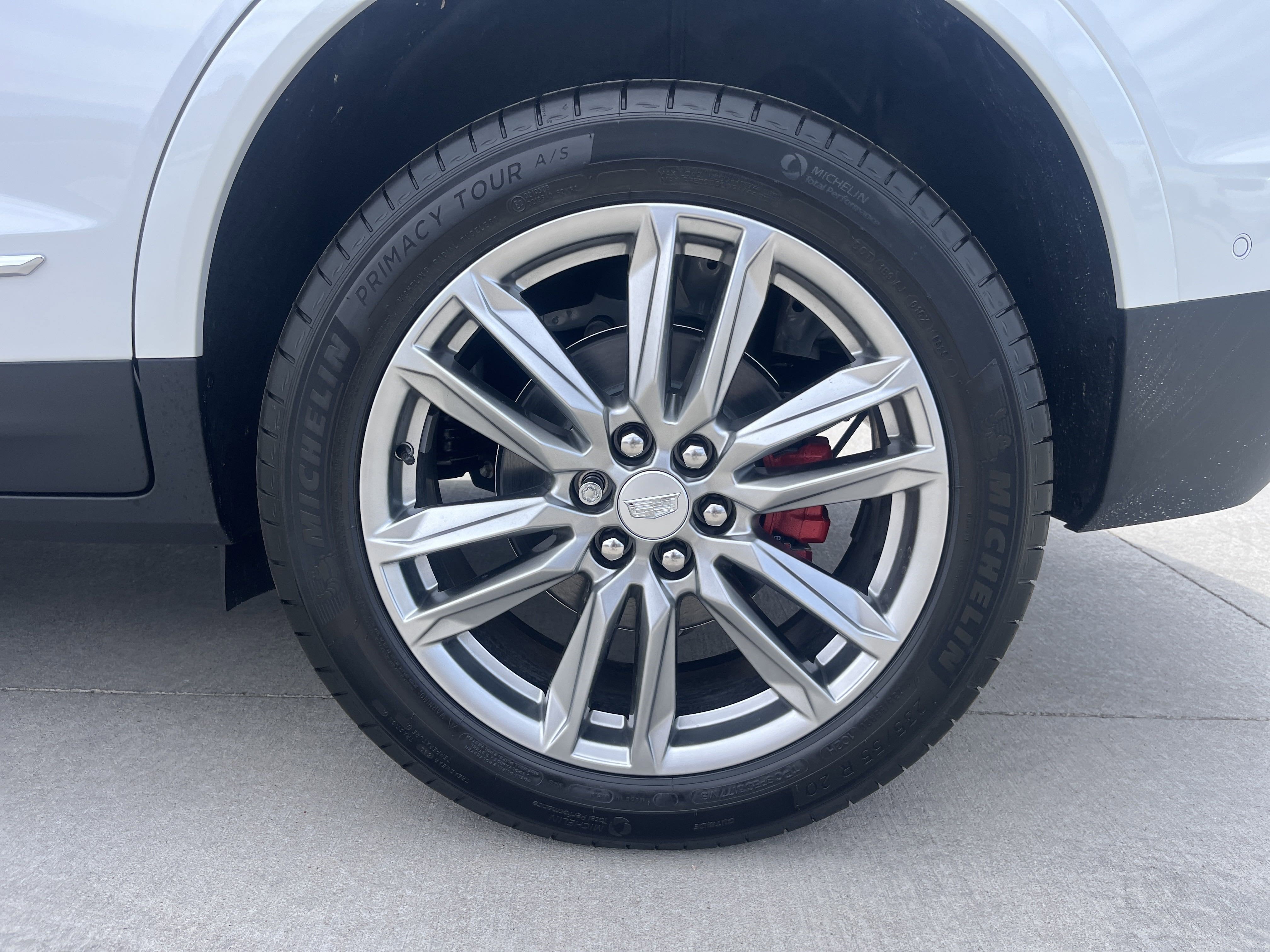 2025 Cadillac XT5 Sport