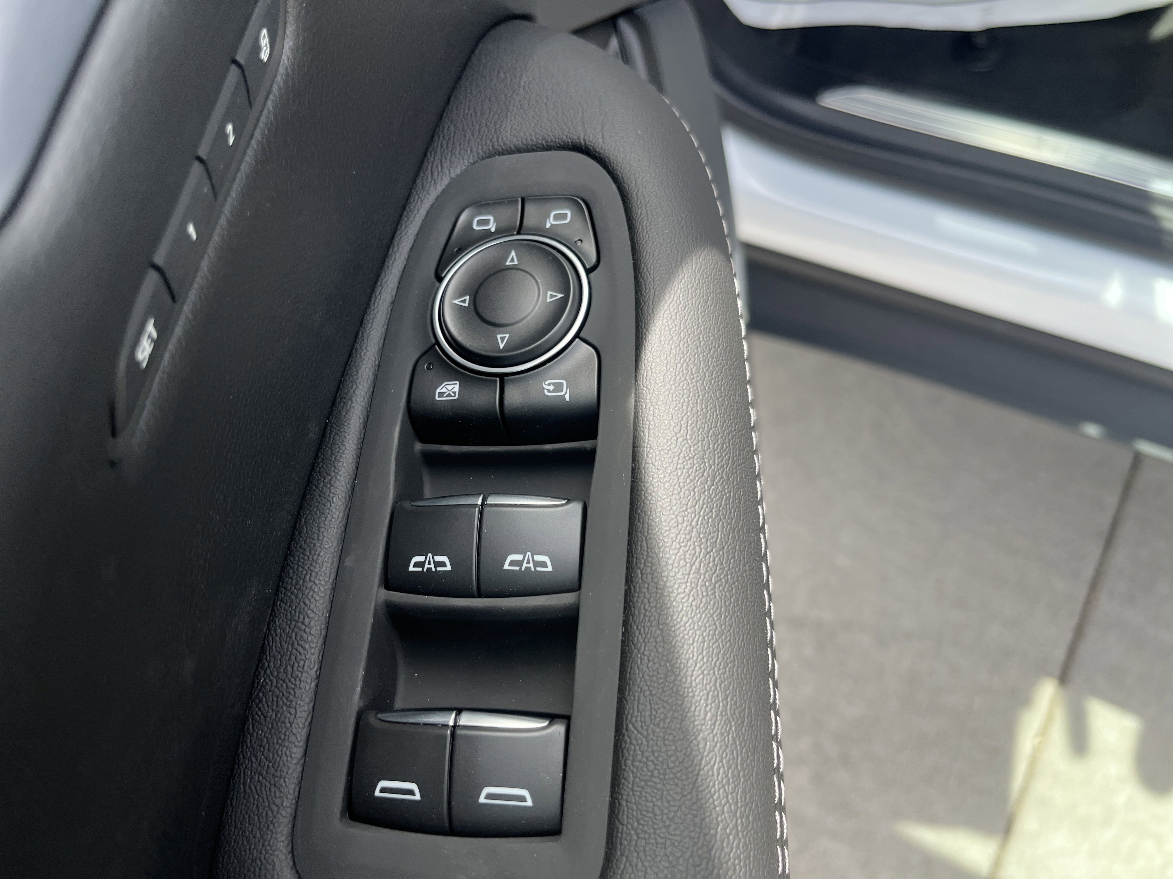 2025 Cadillac XT5 Sport