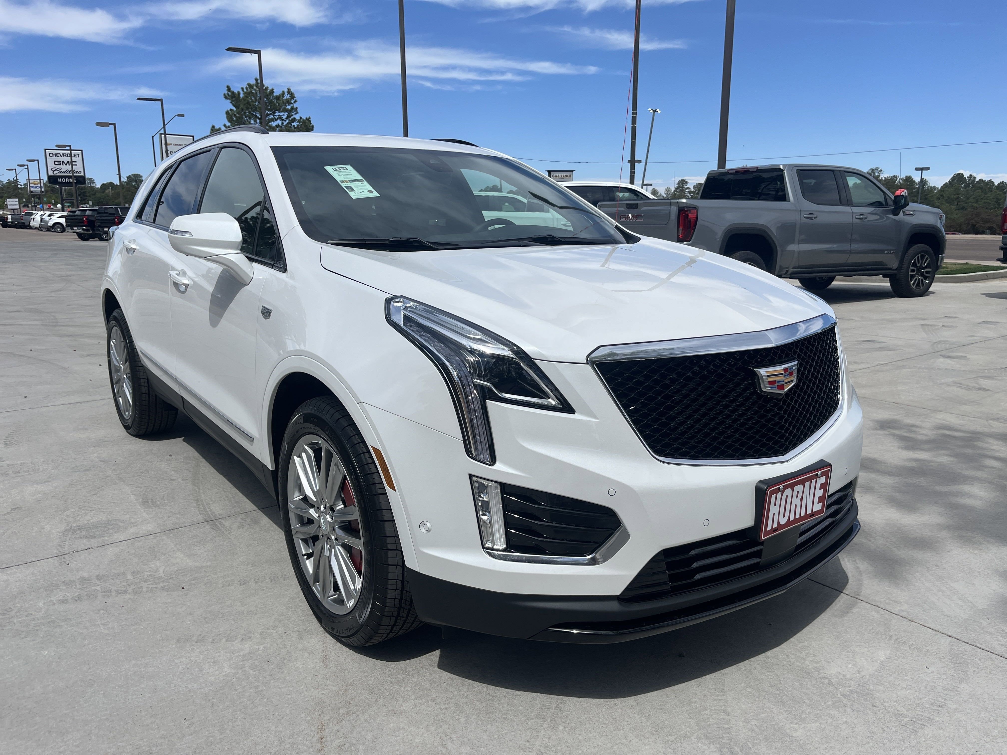 2025 Cadillac XT5 Sport