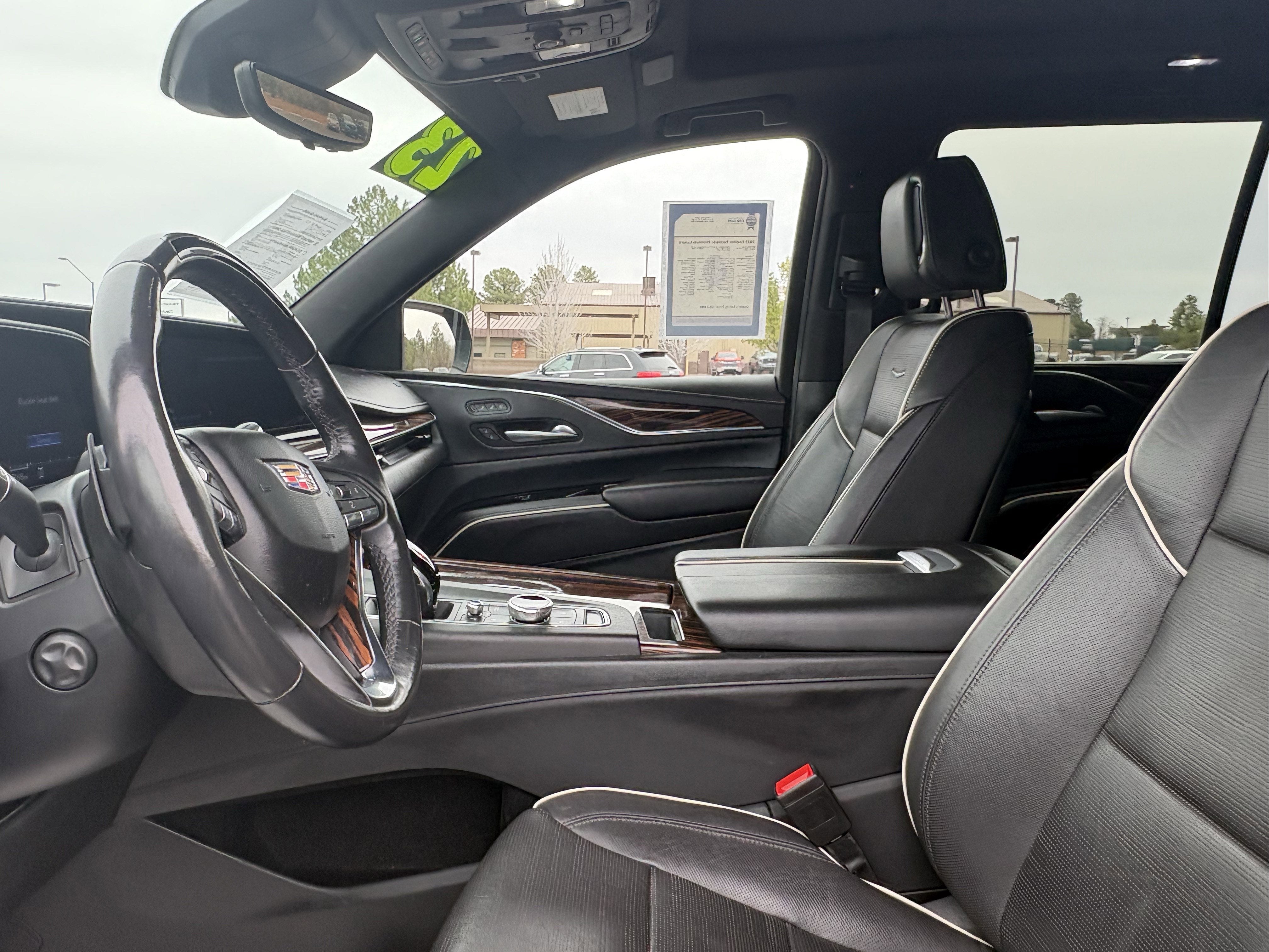 2023 Cadillac Escalade Premium Luxury